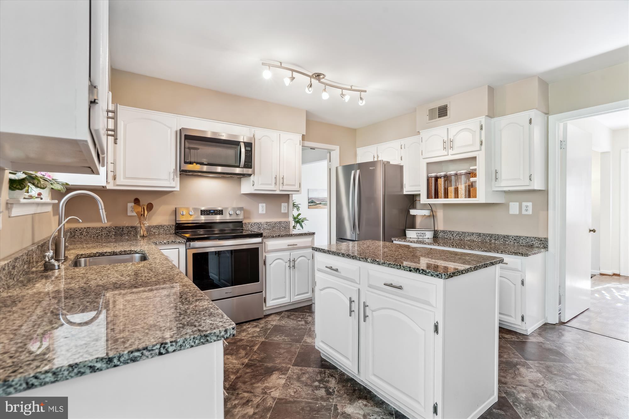 STONECREST NORTH - Residential