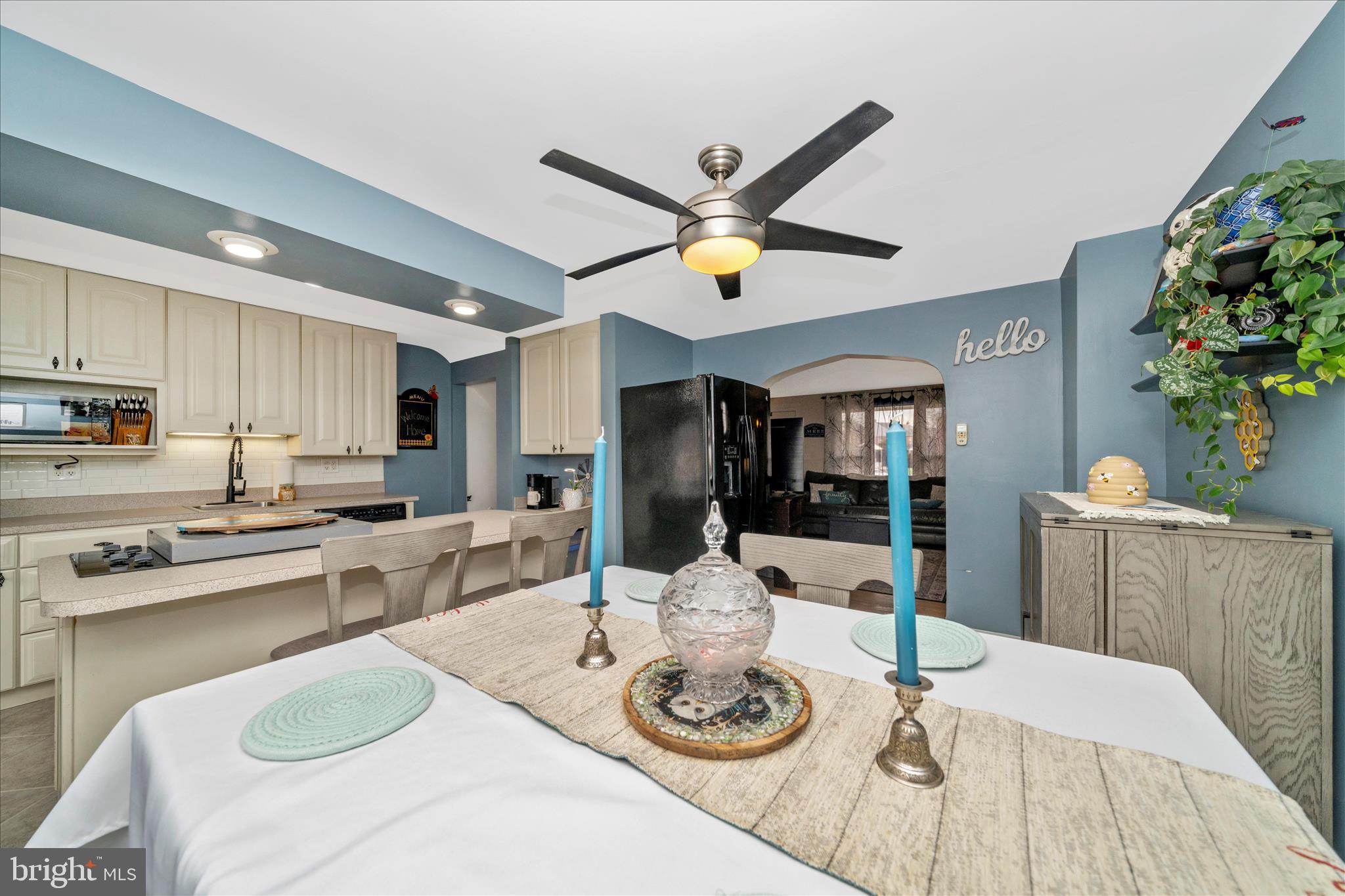 ARBOUR MANOR - Residential