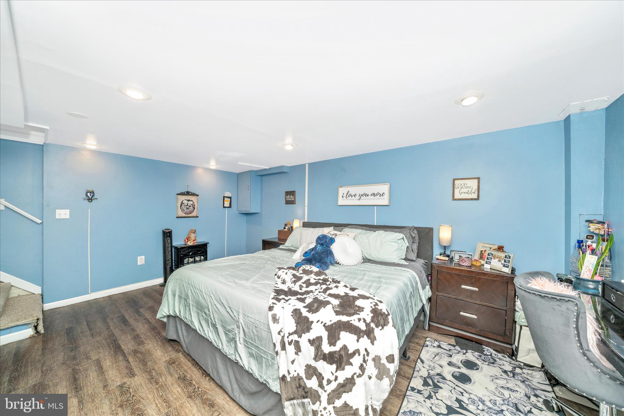 ARBOUR MANOR - Residential