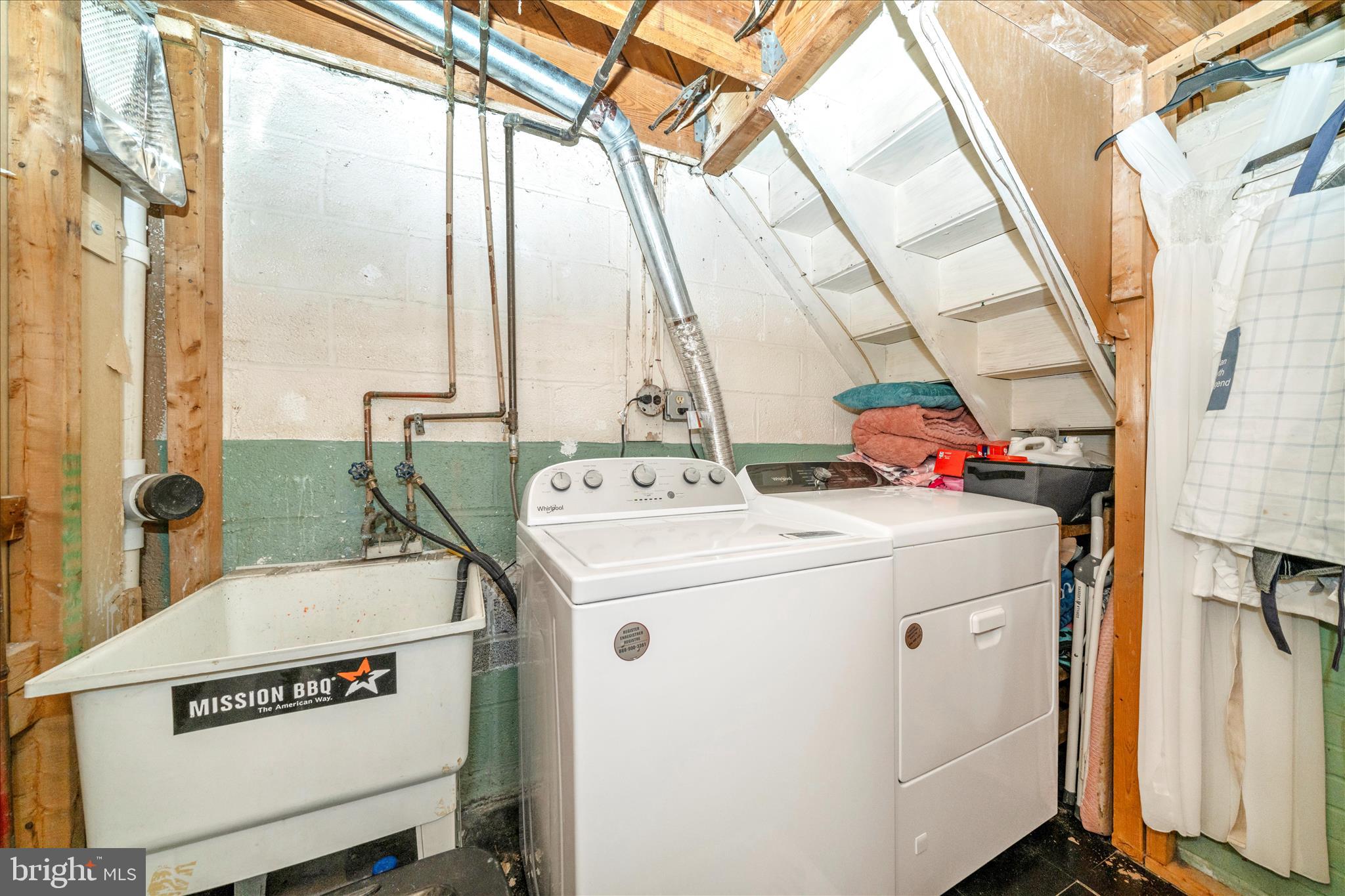 ARBOUR MANOR - Residential