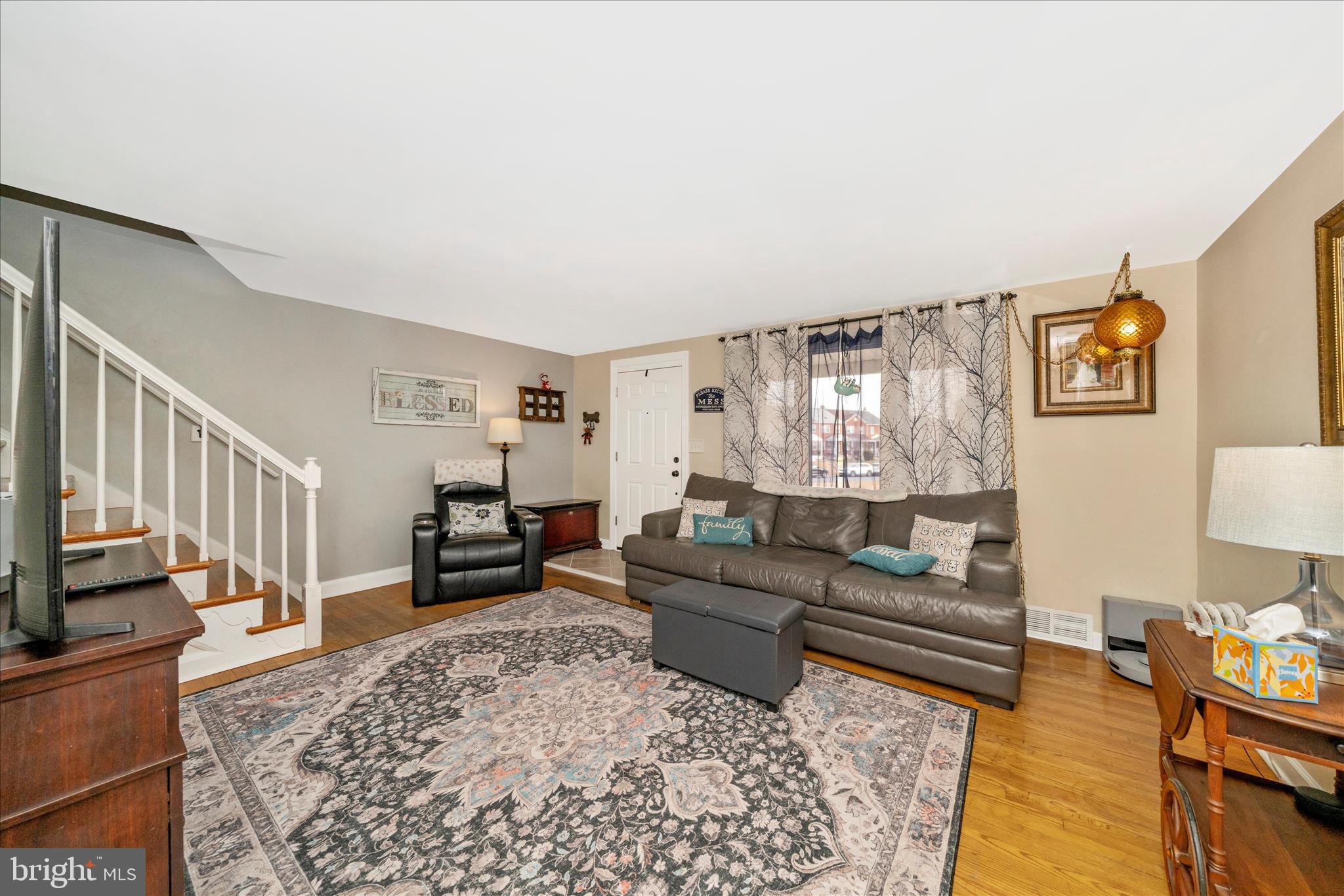 ARBOUR MANOR - Residential