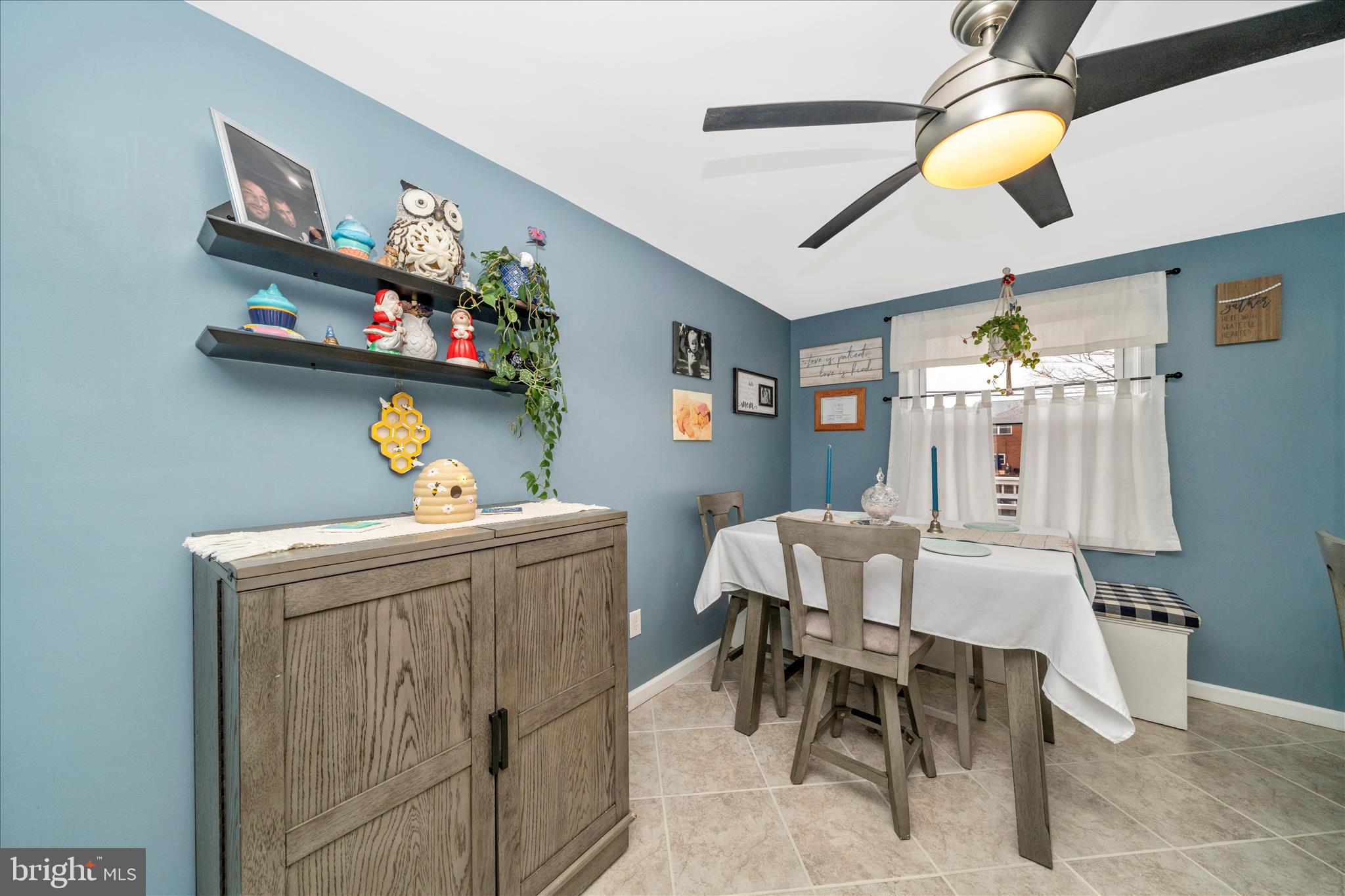 ARBOUR MANOR - Residential