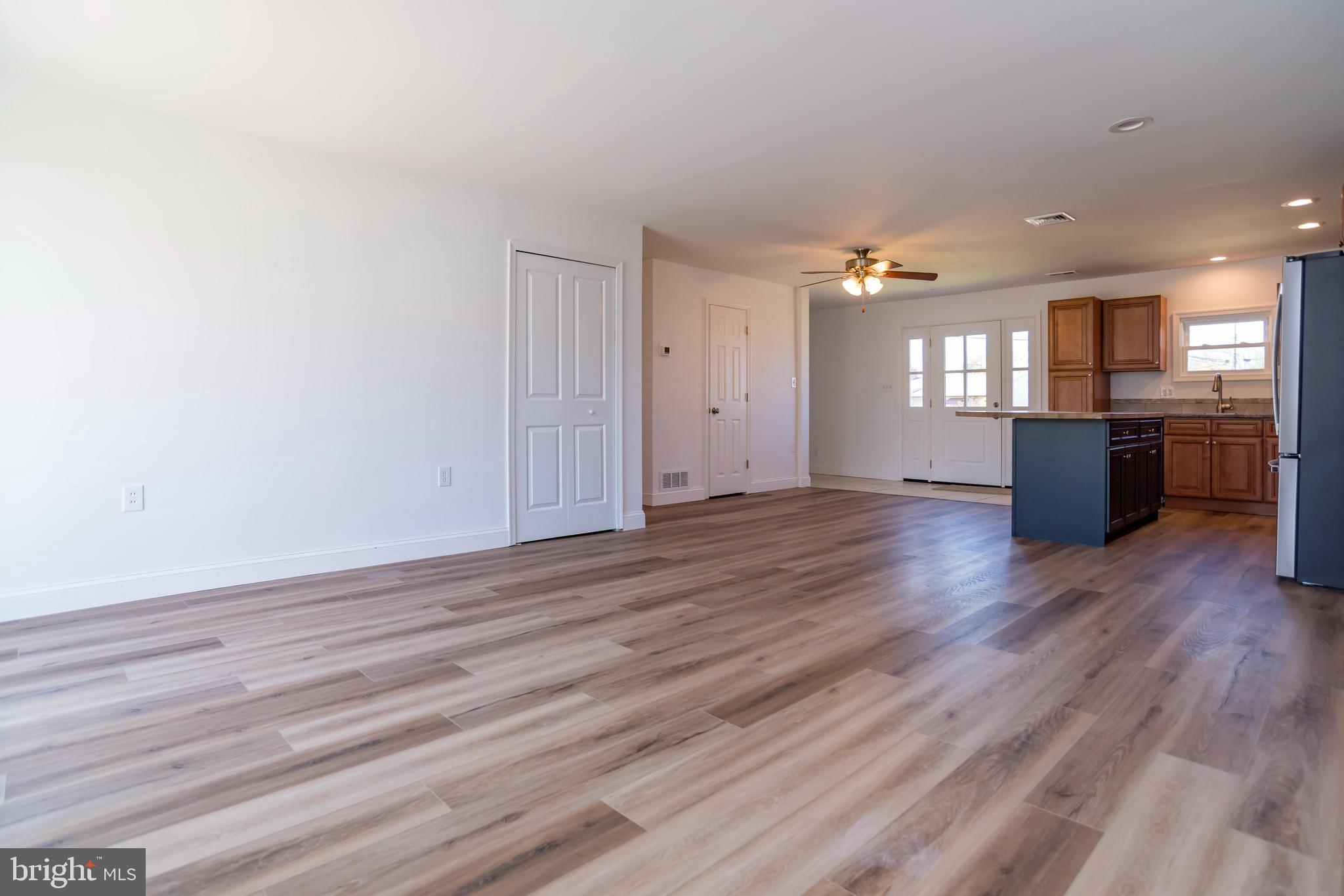 ELDERBERRY POND - Residential