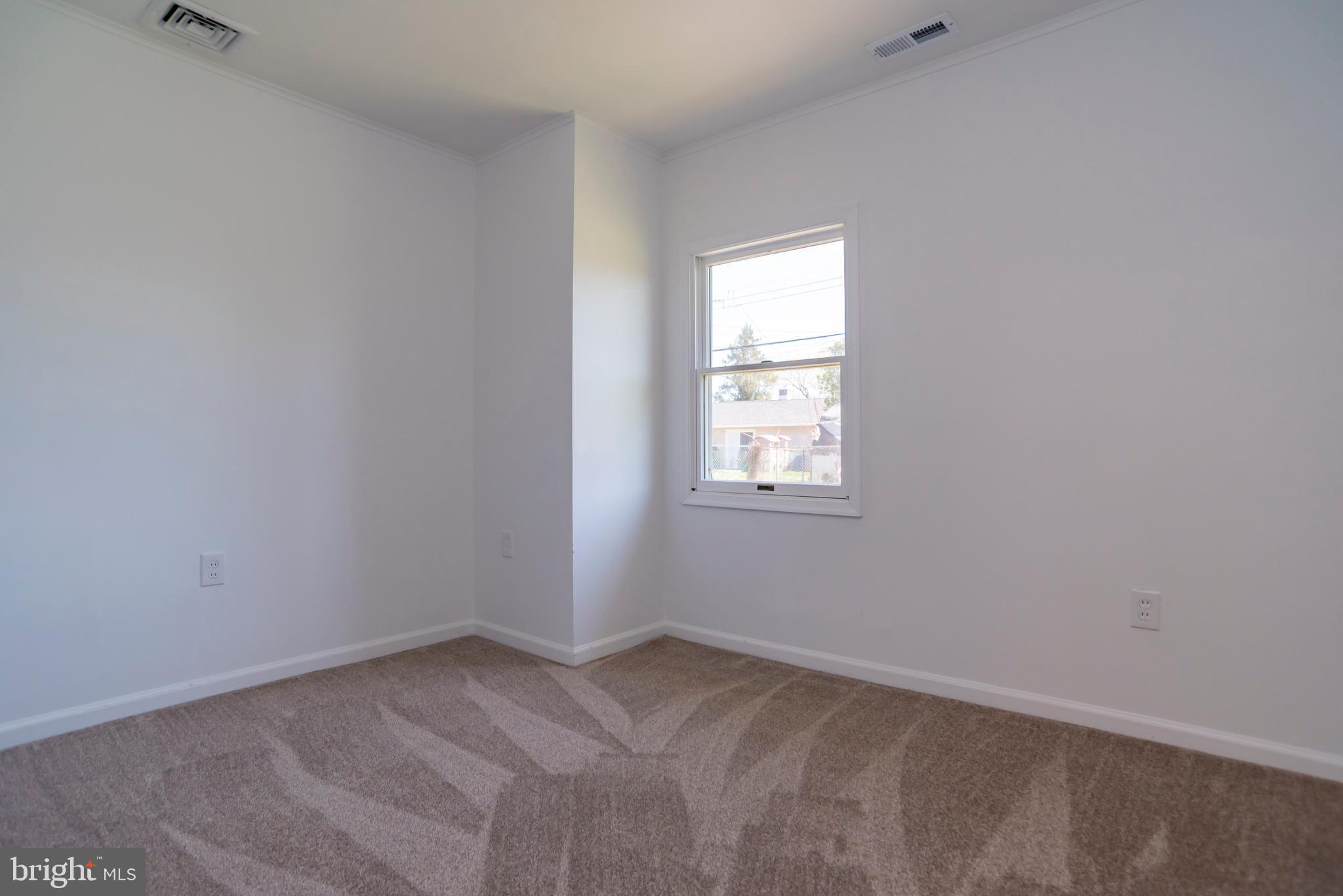 ELDERBERRY POND - Residential