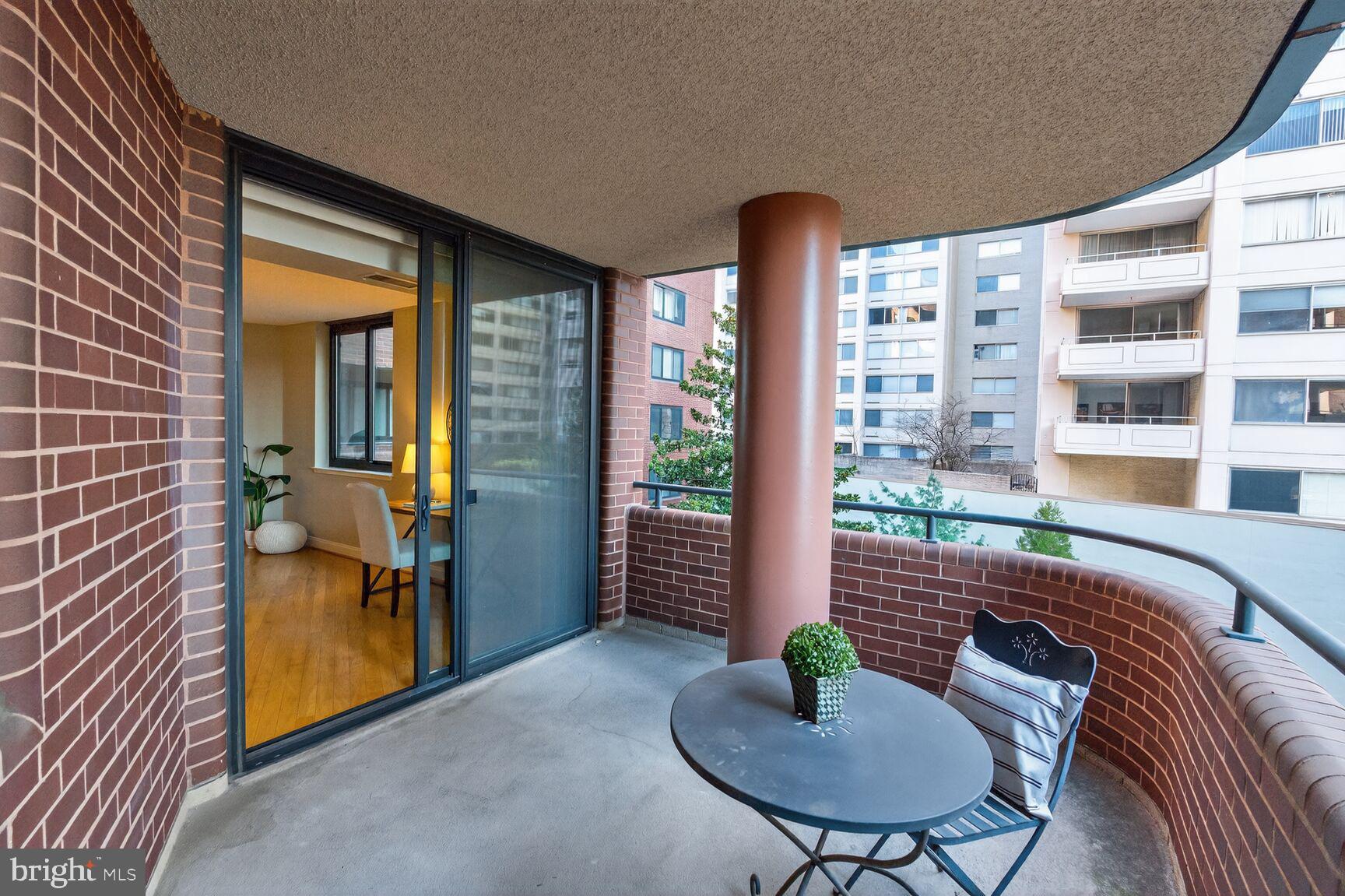 FRIENDSHIP HEIGHTS - Residential