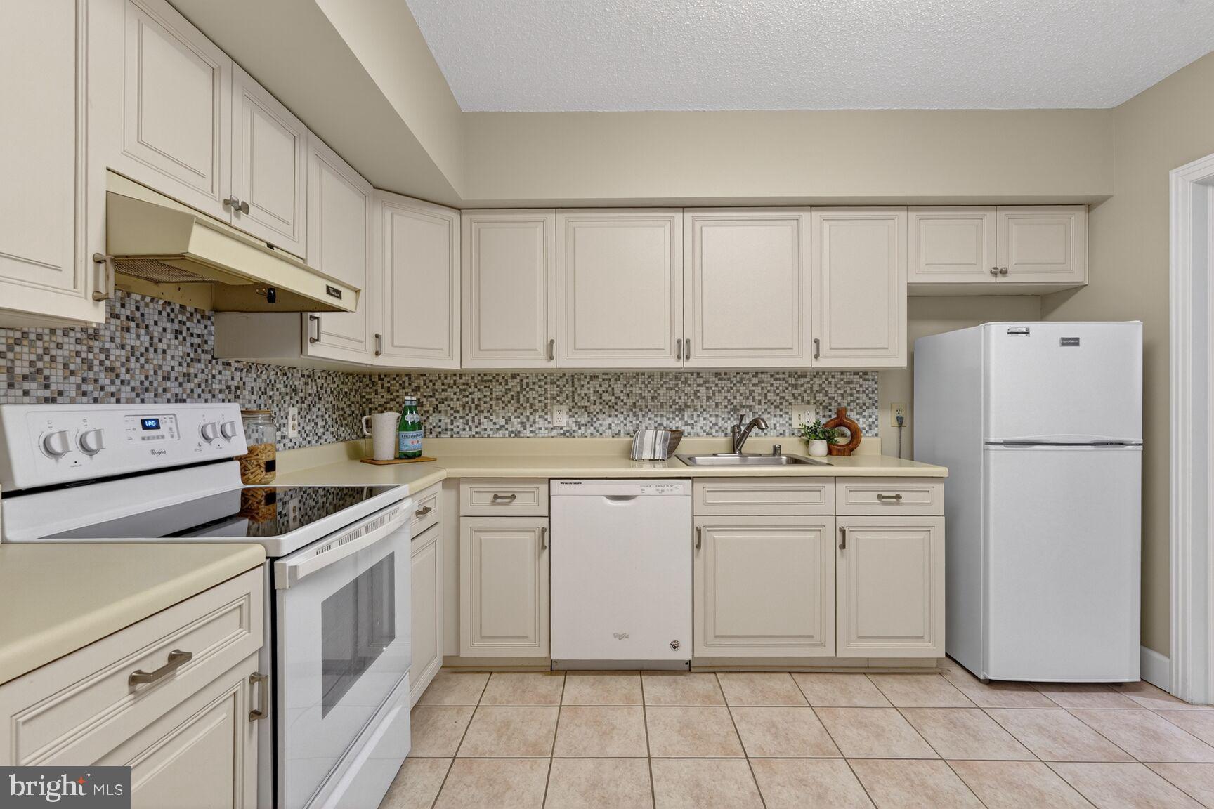 FRIENDSHIP HEIGHTS - Residential