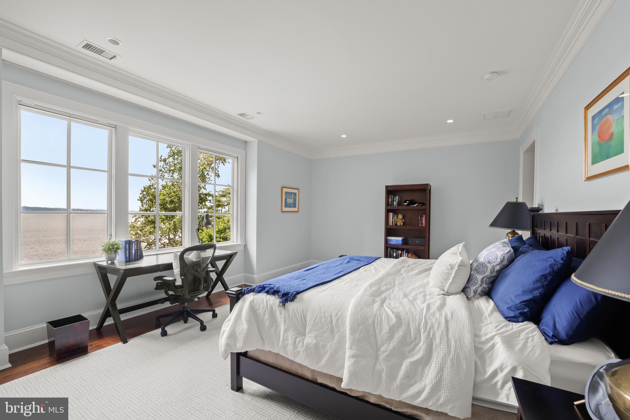 GIBSON ISLAND - Residential