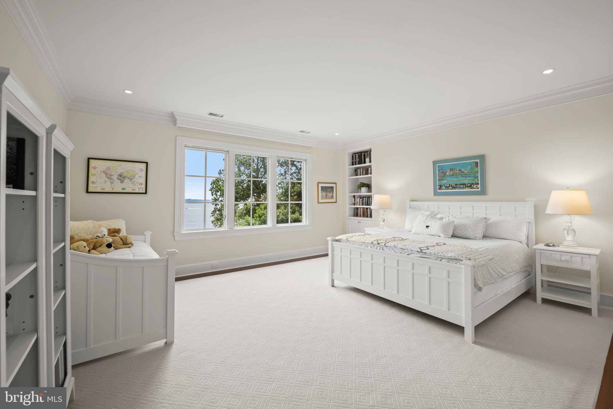 GIBSON ISLAND - Residential