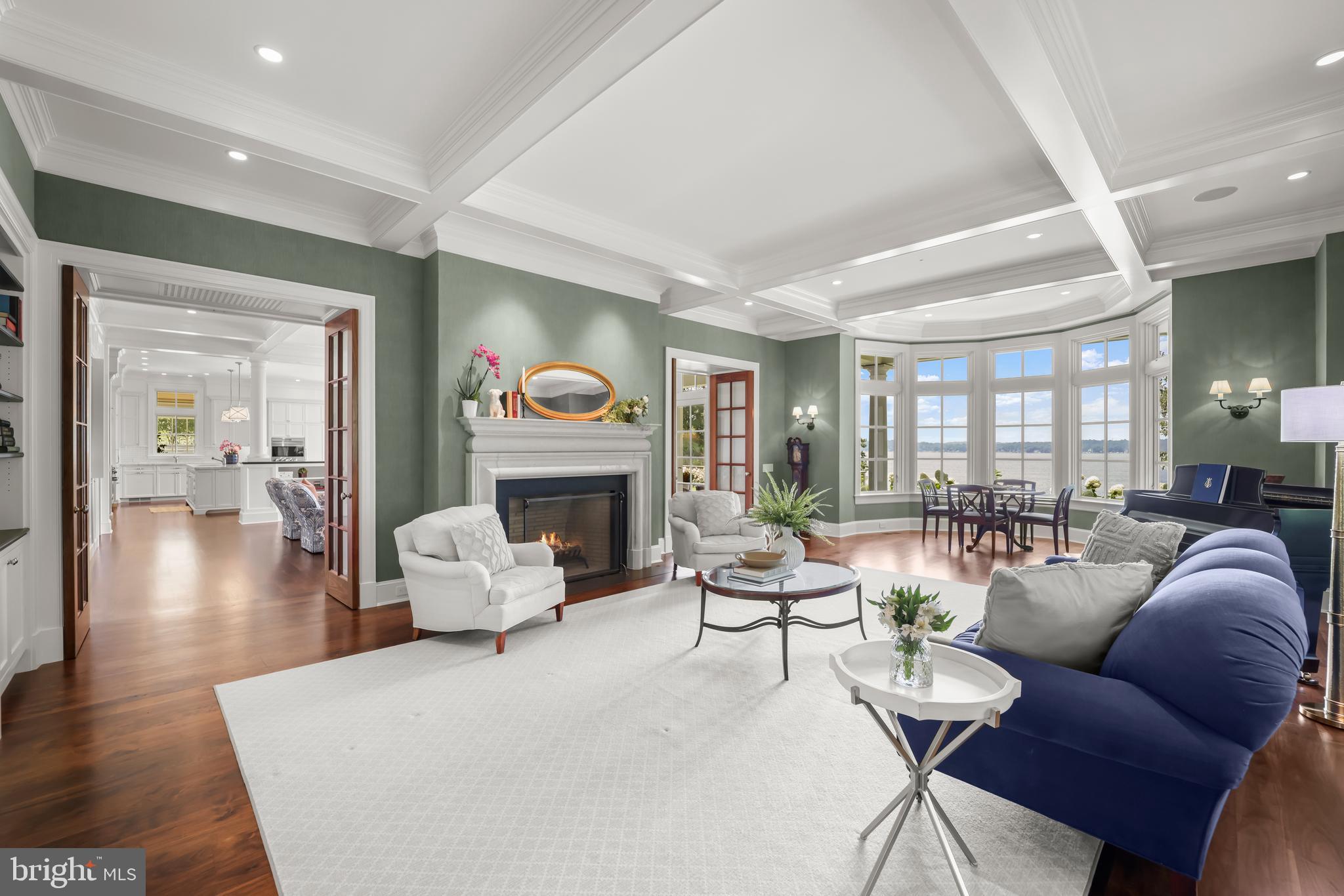 GIBSON ISLAND - Residential