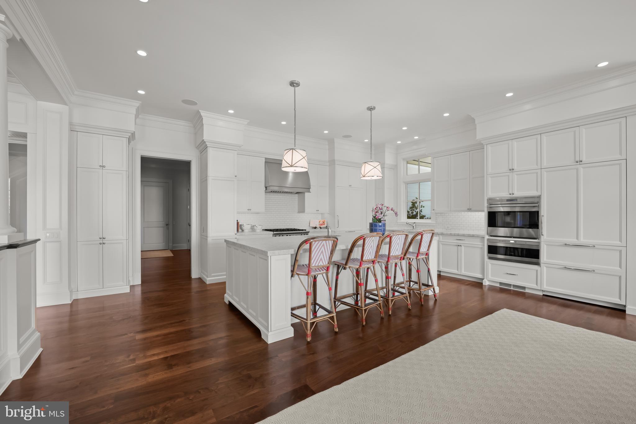 GIBSON ISLAND - Residential