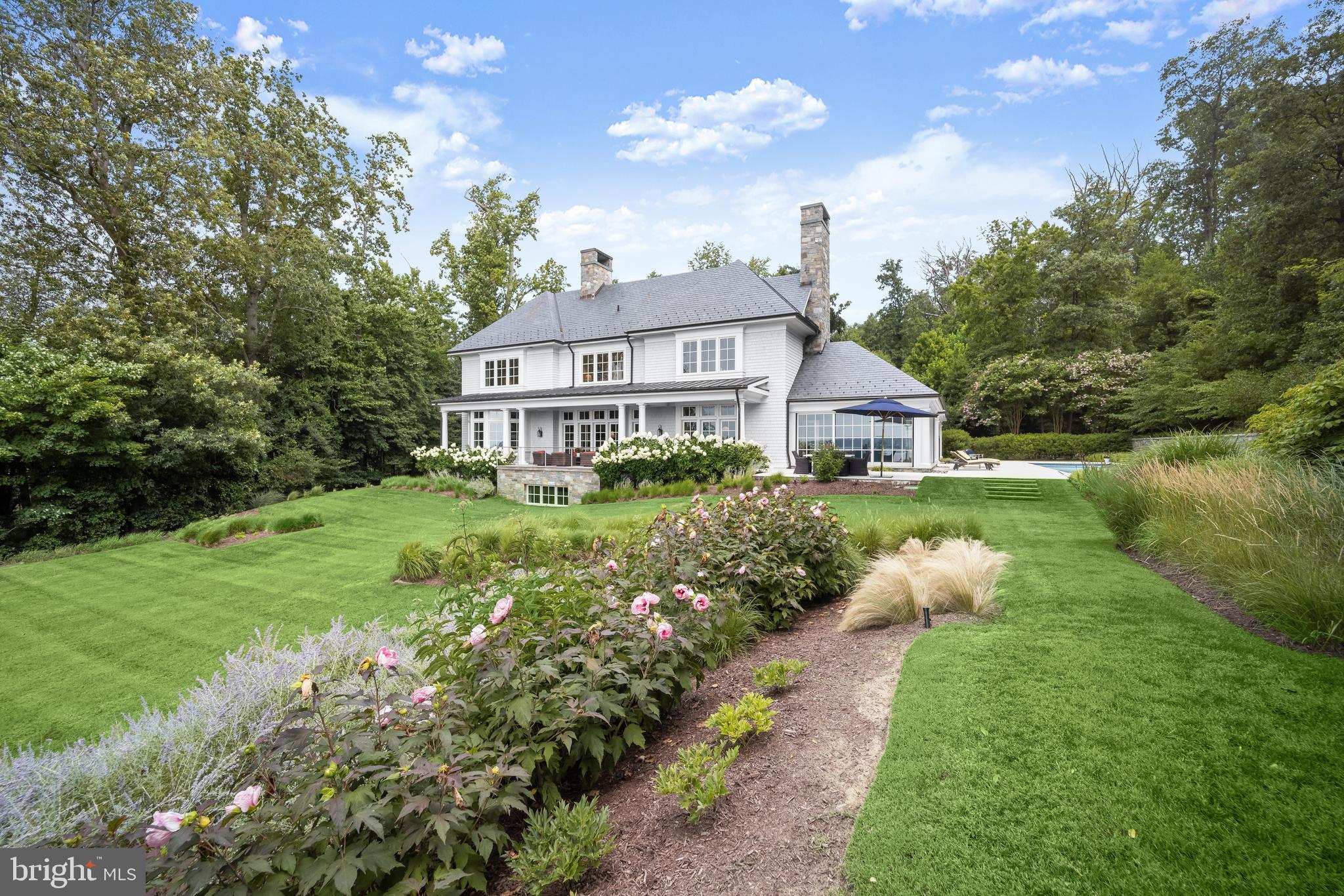 GIBSON ISLAND - Residential