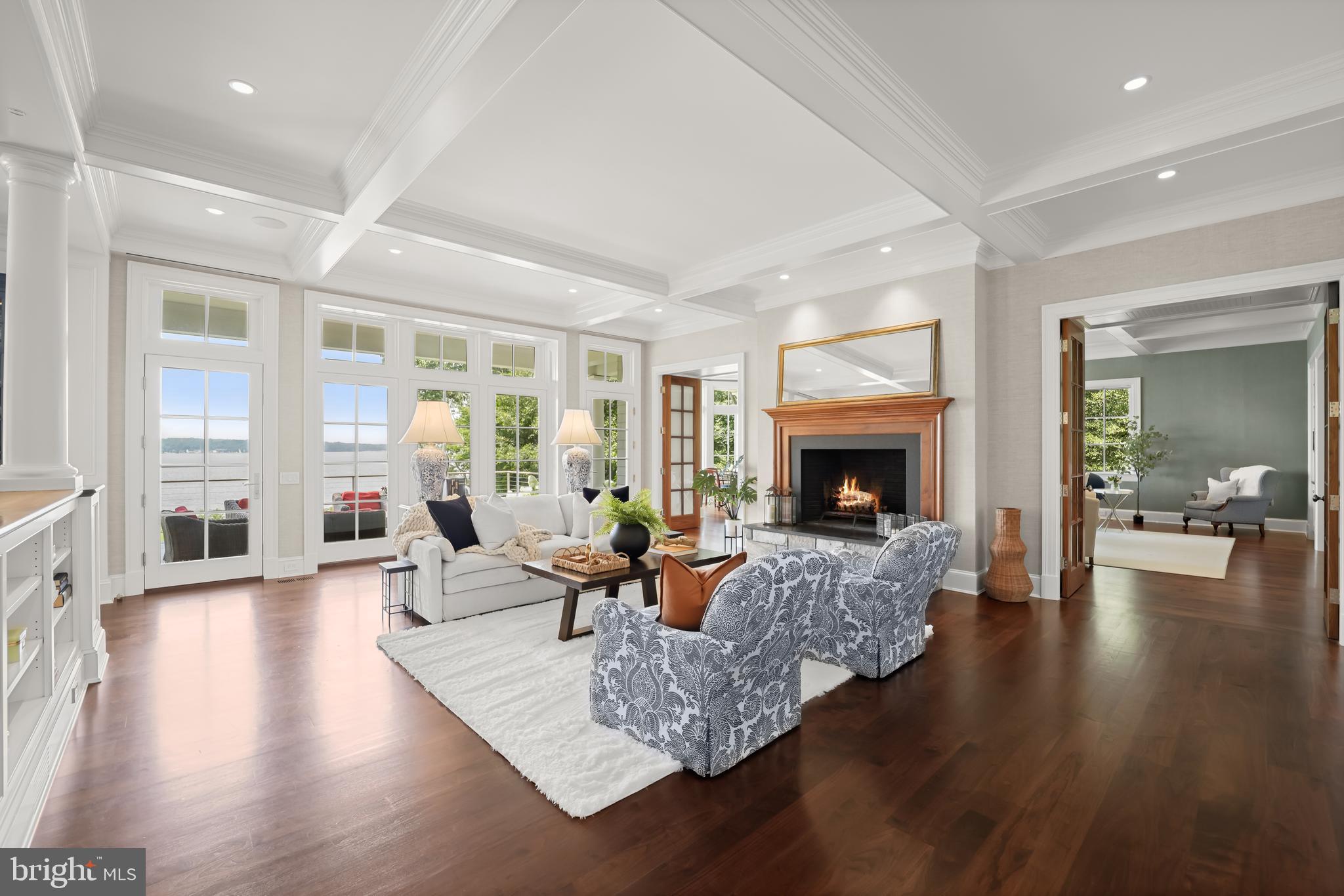 GIBSON ISLAND - Residential