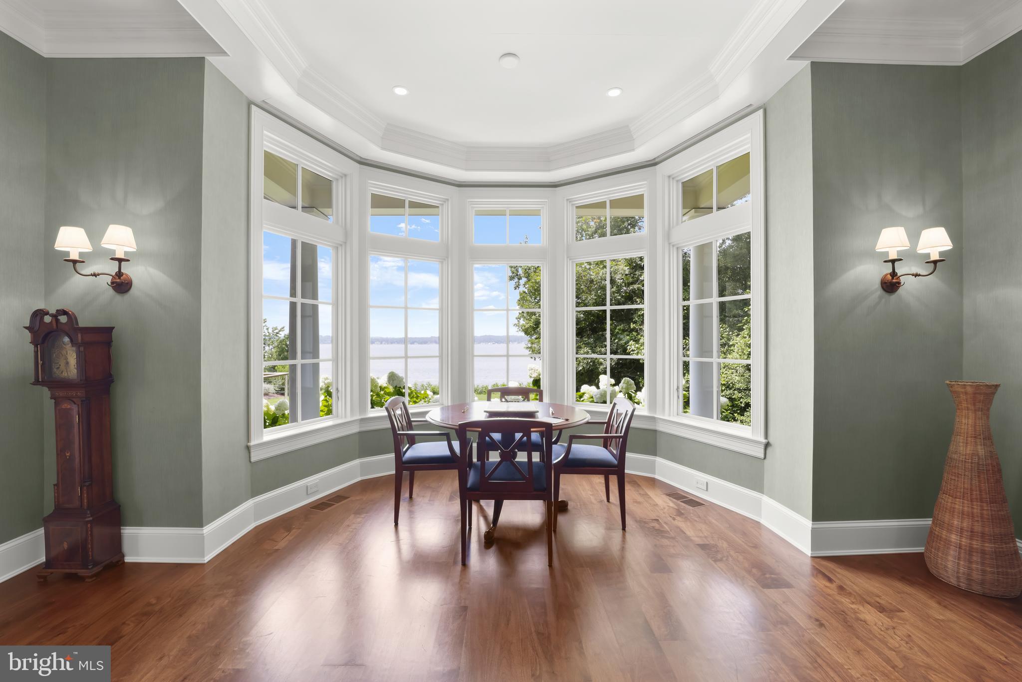 GIBSON ISLAND - Residential