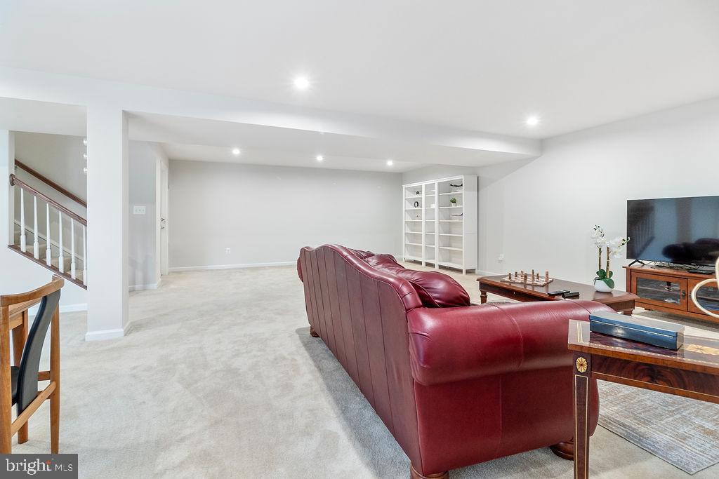 GREENS SOUTH AT WILLOWSF - Residential