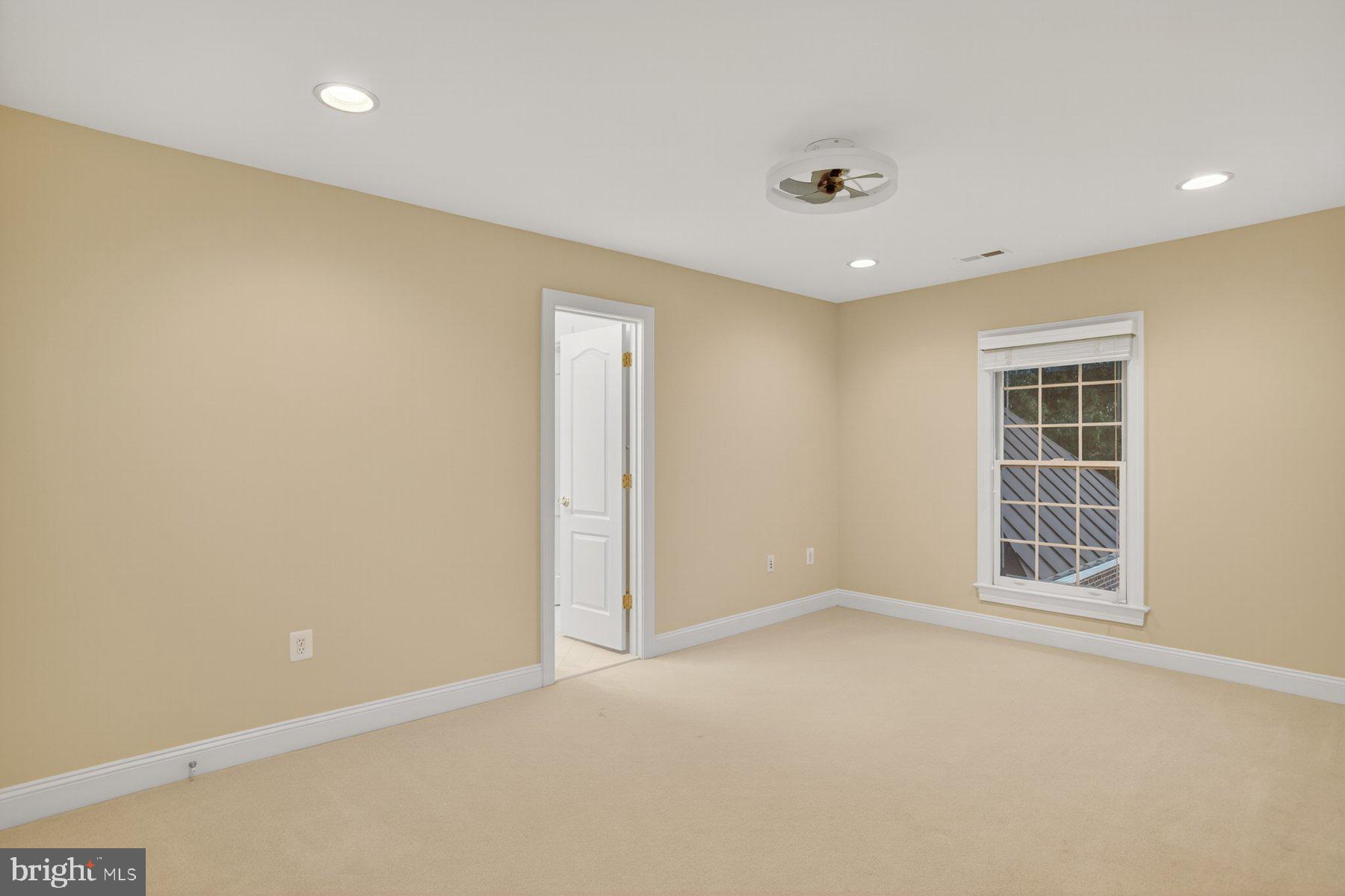 LAKE MANASSAS - Residential