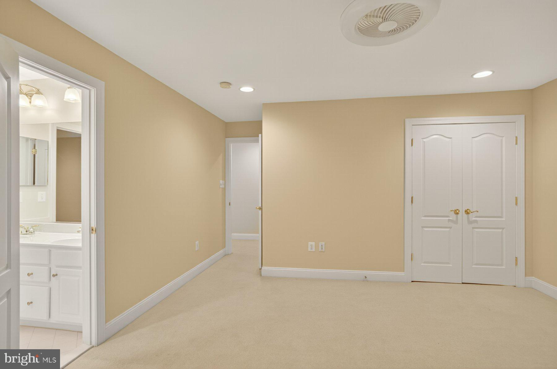 LAKE MANASSAS - Residential