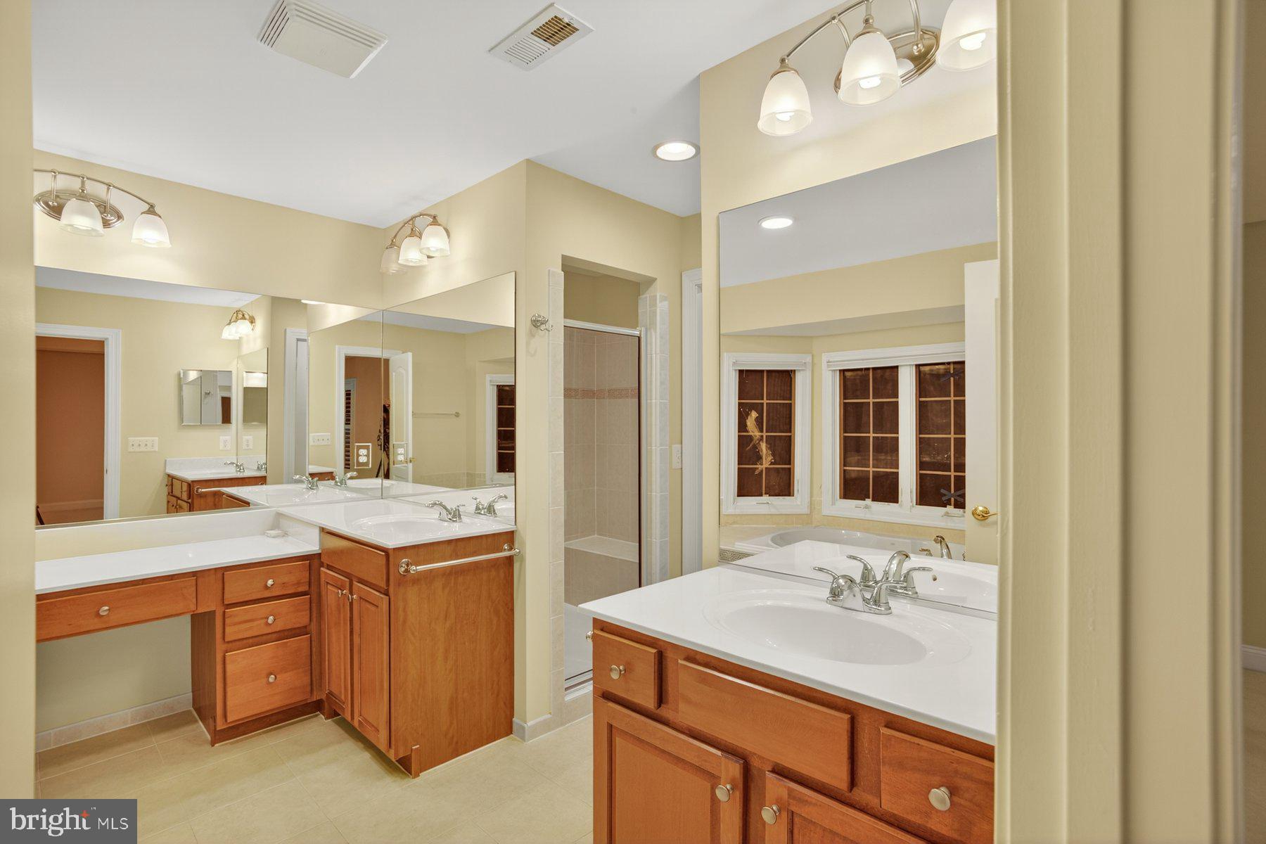 LAKE MANASSAS - Residential