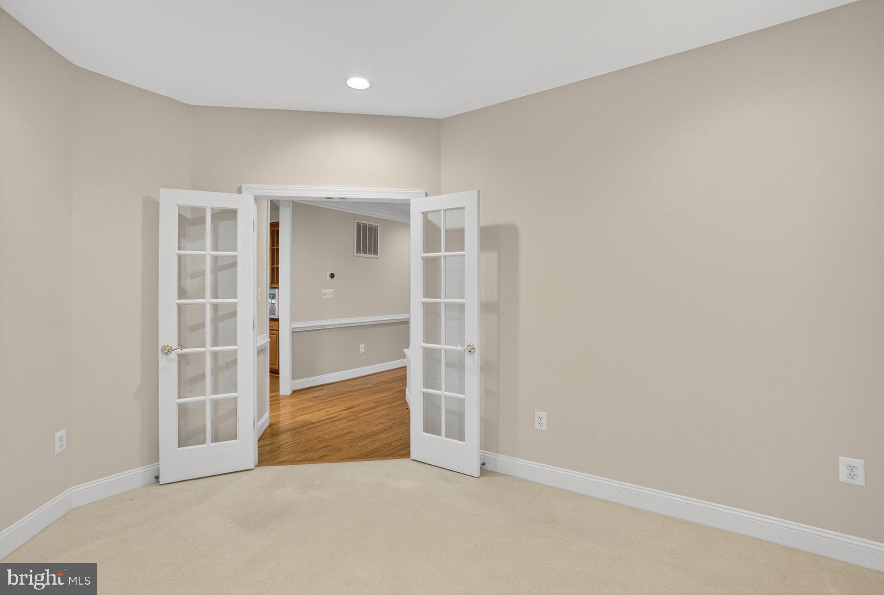 LAKE MANASSAS - Residential