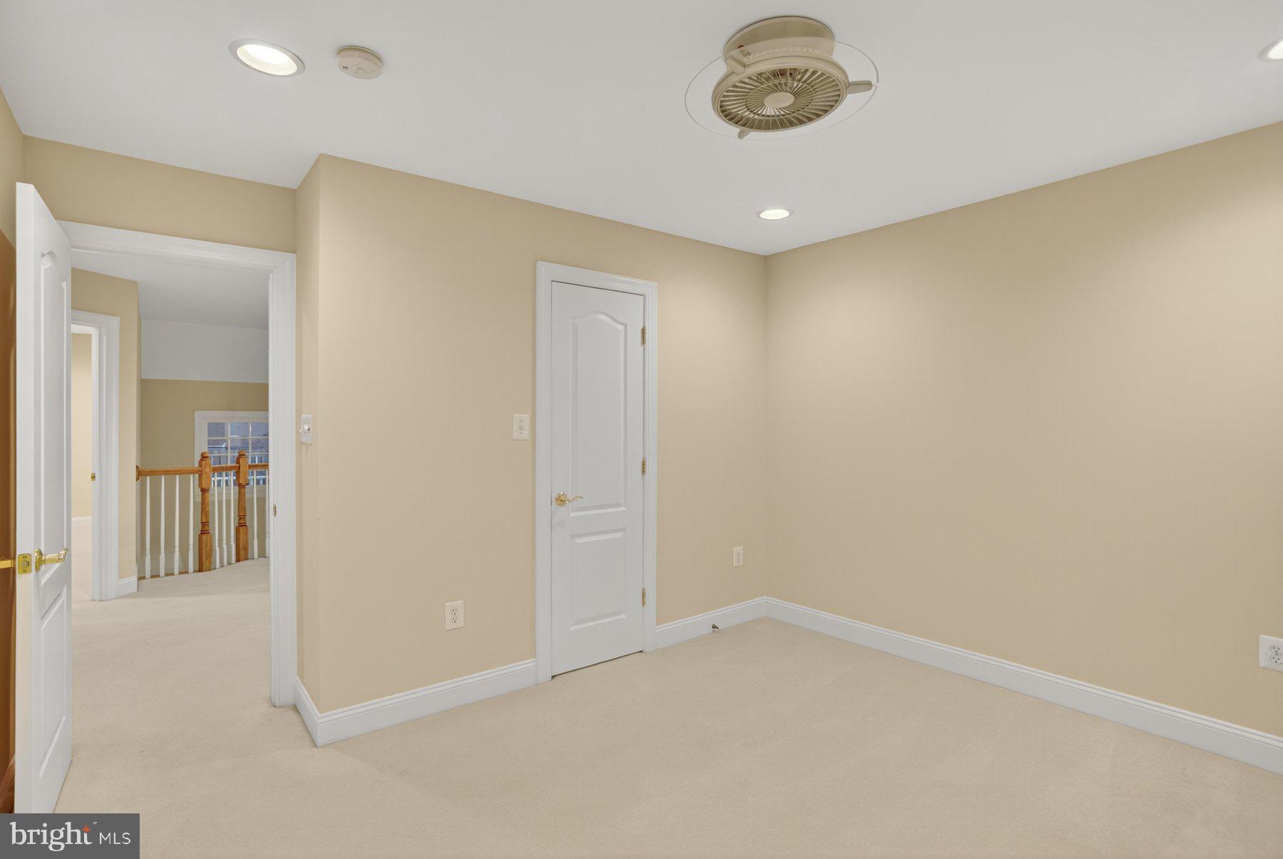 LAKE MANASSAS - Residential