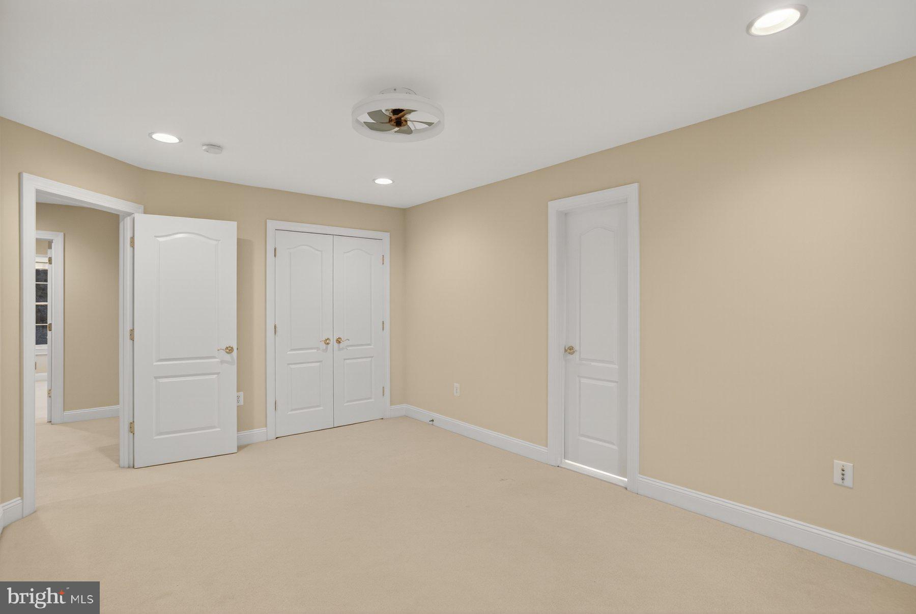 LAKE MANASSAS - Residential