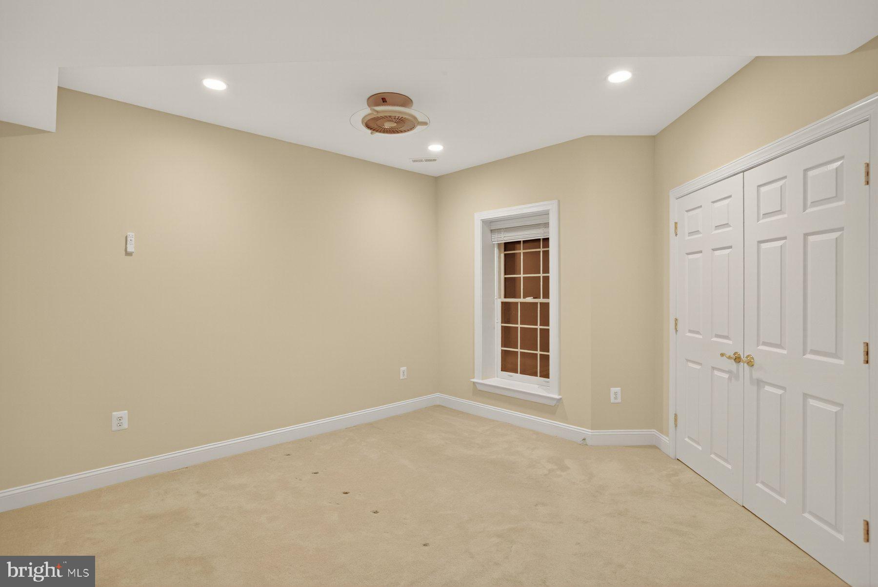 LAKE MANASSAS - Residential