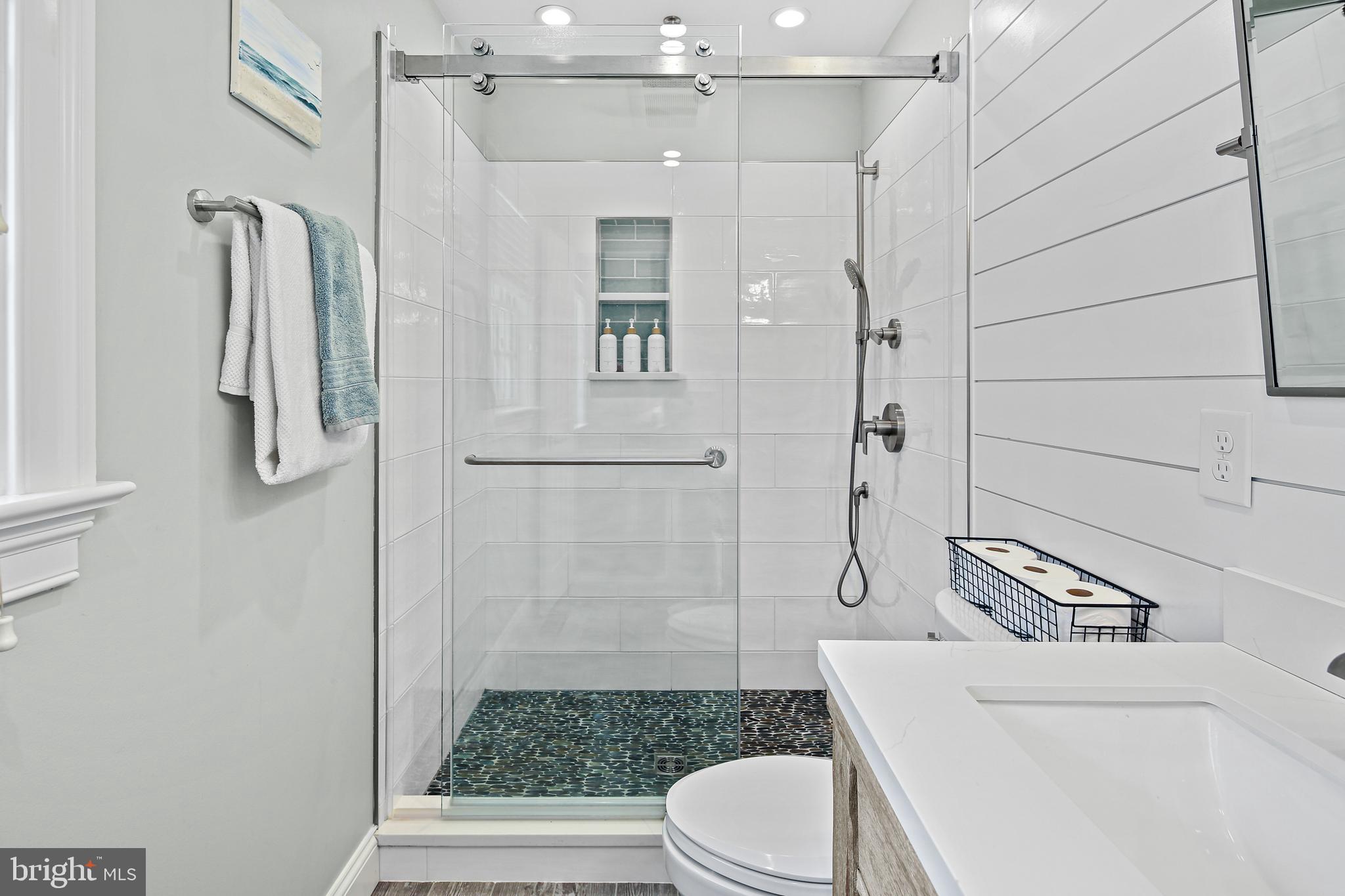 MOUNT HEBRON - Residential