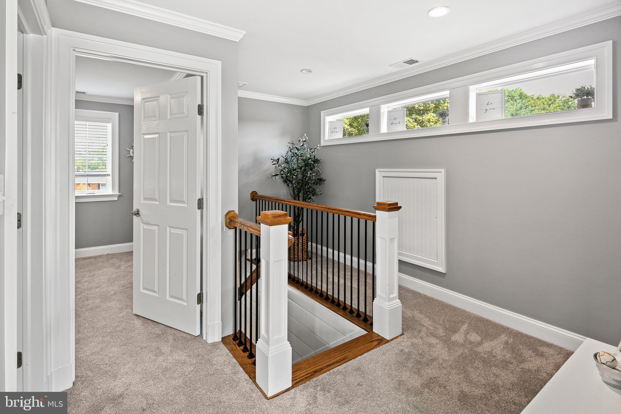 MOUNT HEBRON - Residential