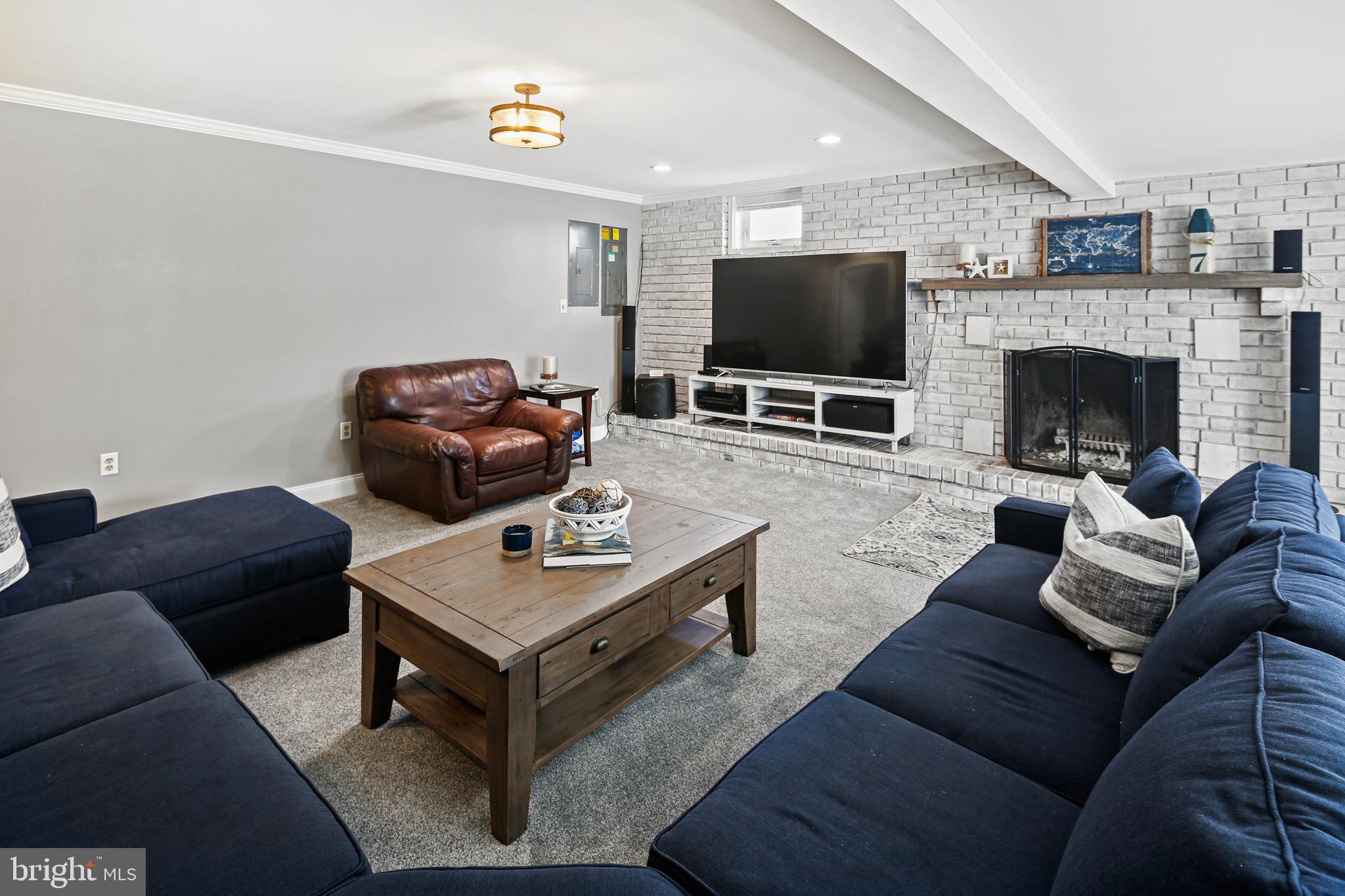 MOUNT HEBRON - Residential