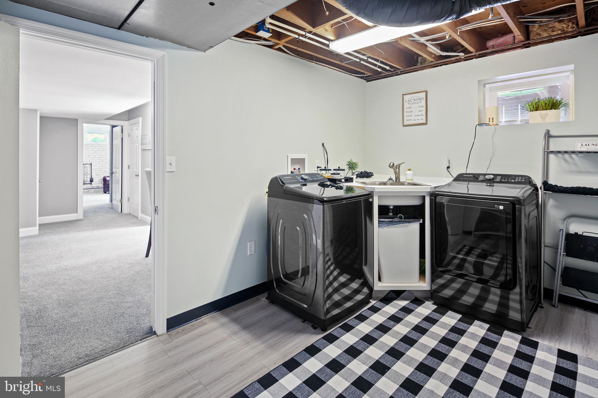 MOUNT HEBRON - Residential