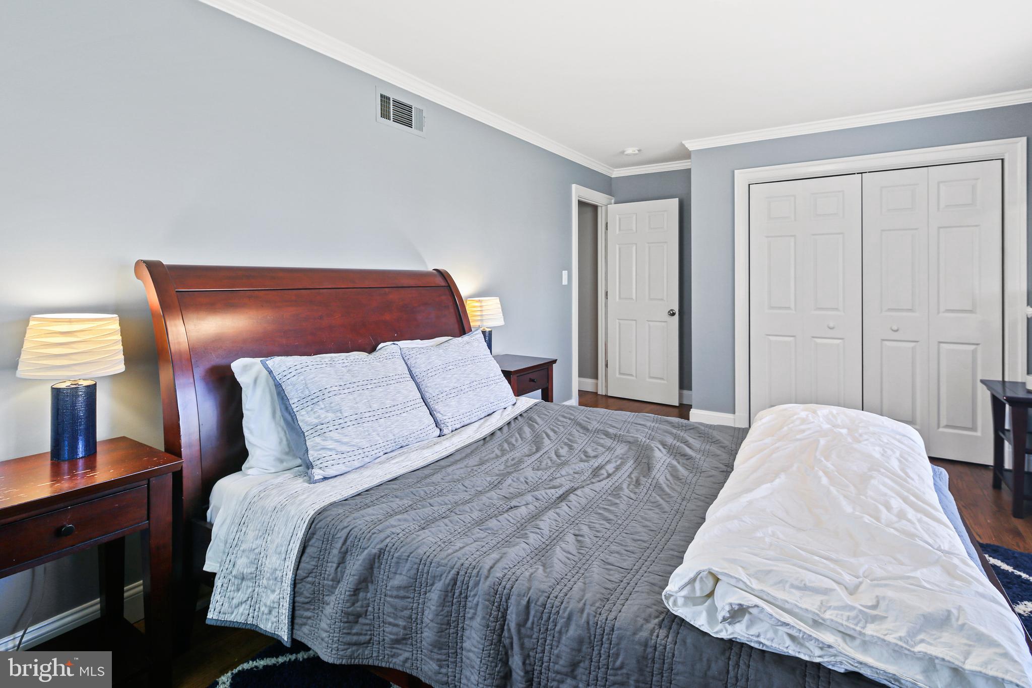 MOUNT HEBRON - Residential