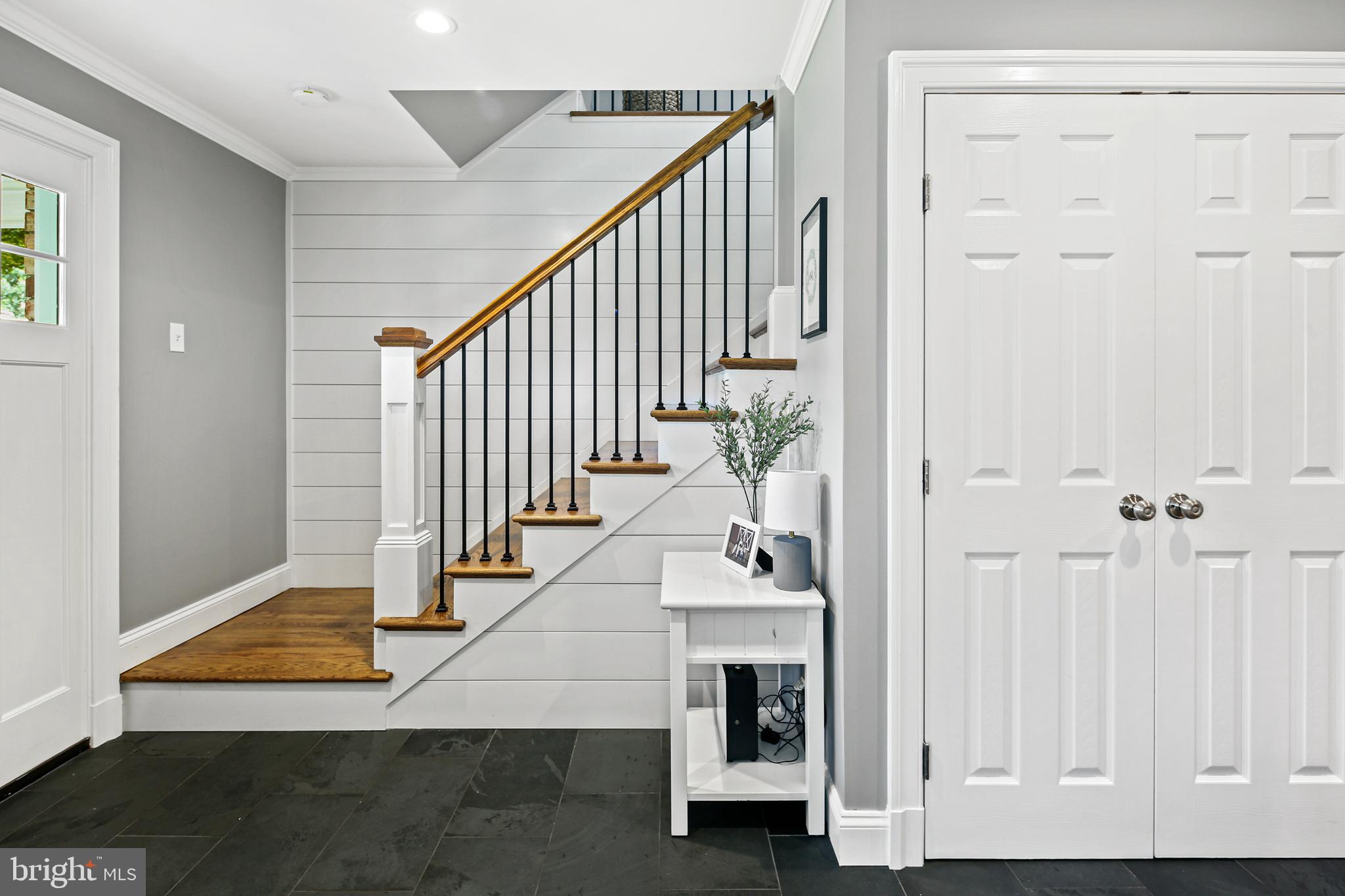 MOUNT HEBRON - Residential