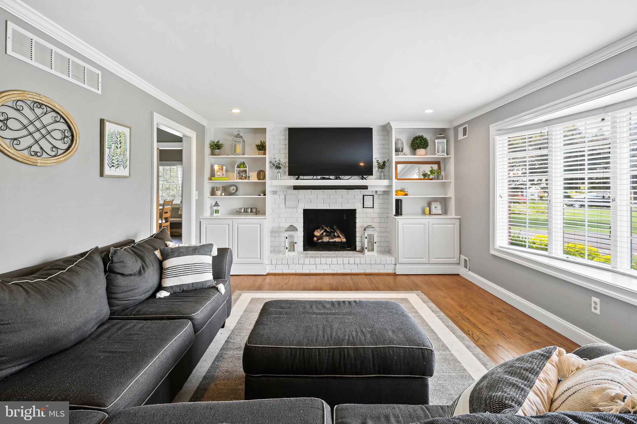 MOUNT HEBRON - Residential