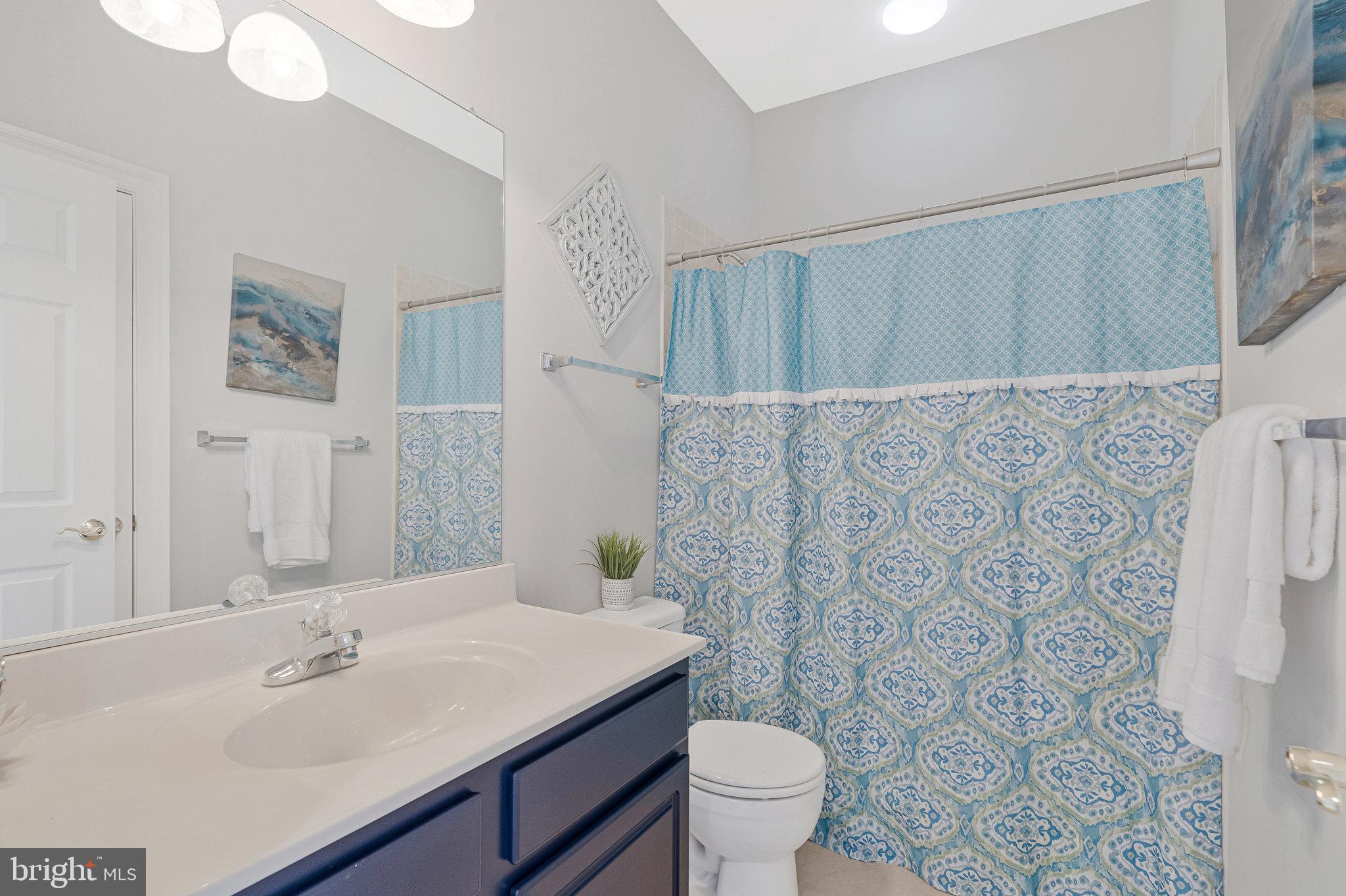 NORTHLAKE - Residential