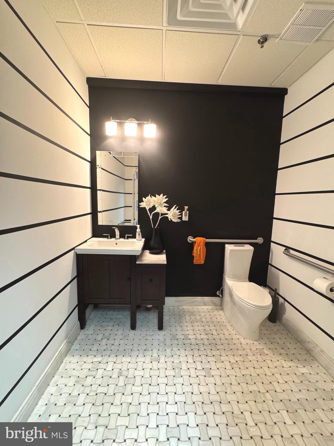 21165 WHITFIELD PLACE 207