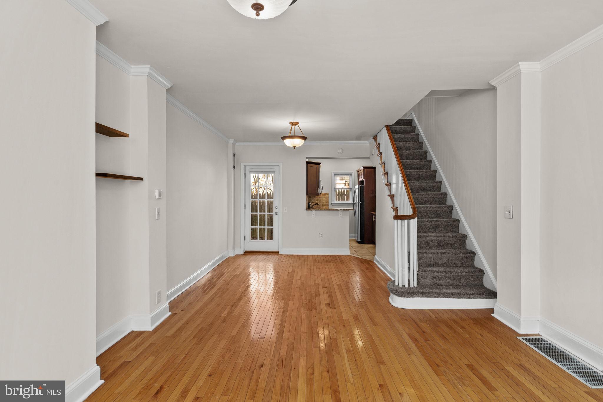 ART MUSEUM AREA - Residential