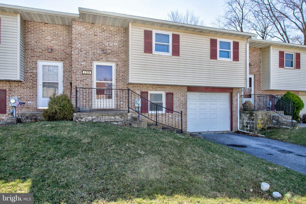 Photo of 135 Robert Evans Way, STRASBURG, PA 17579 (MLS # PALA2065936)