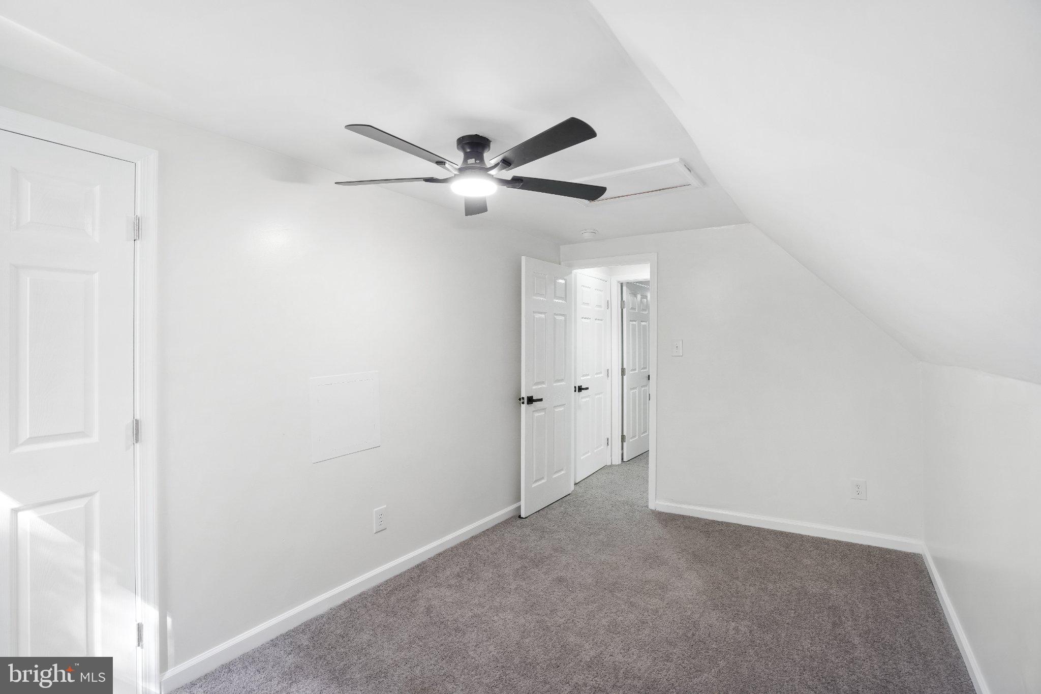 KING KENNEDY ESTATES - Residential