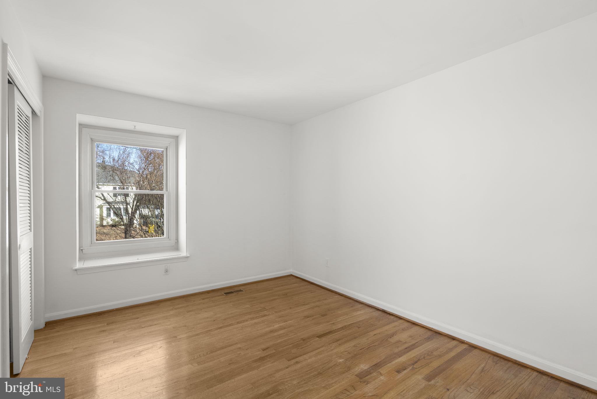 OAK HILL - Residential