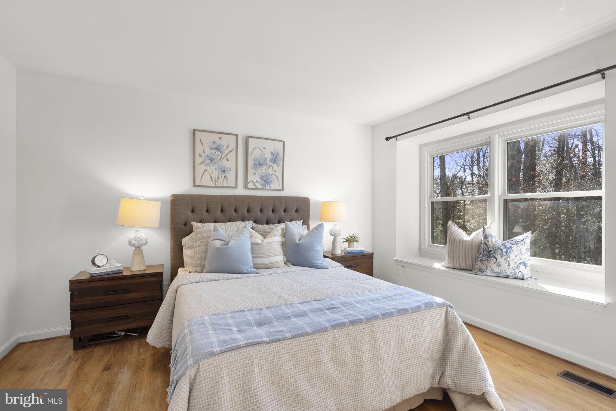 OAK HILL - Residential