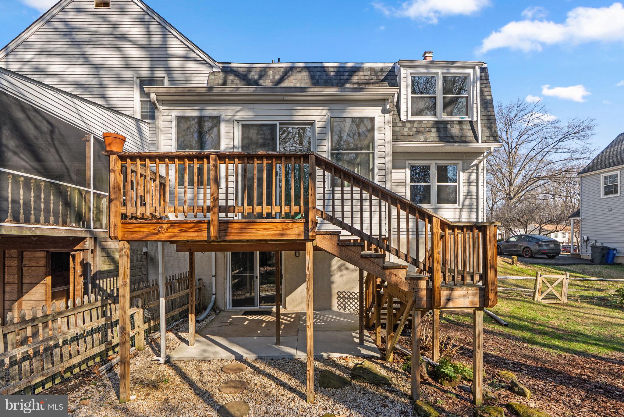 OAK HILL - Residential