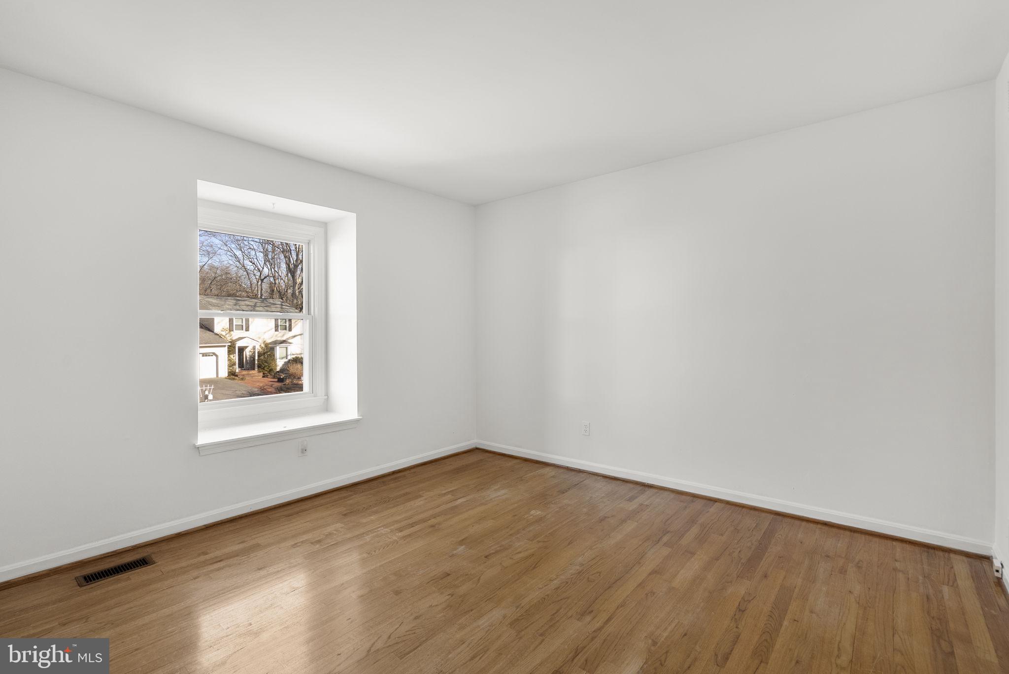 OAK HILL - Residential