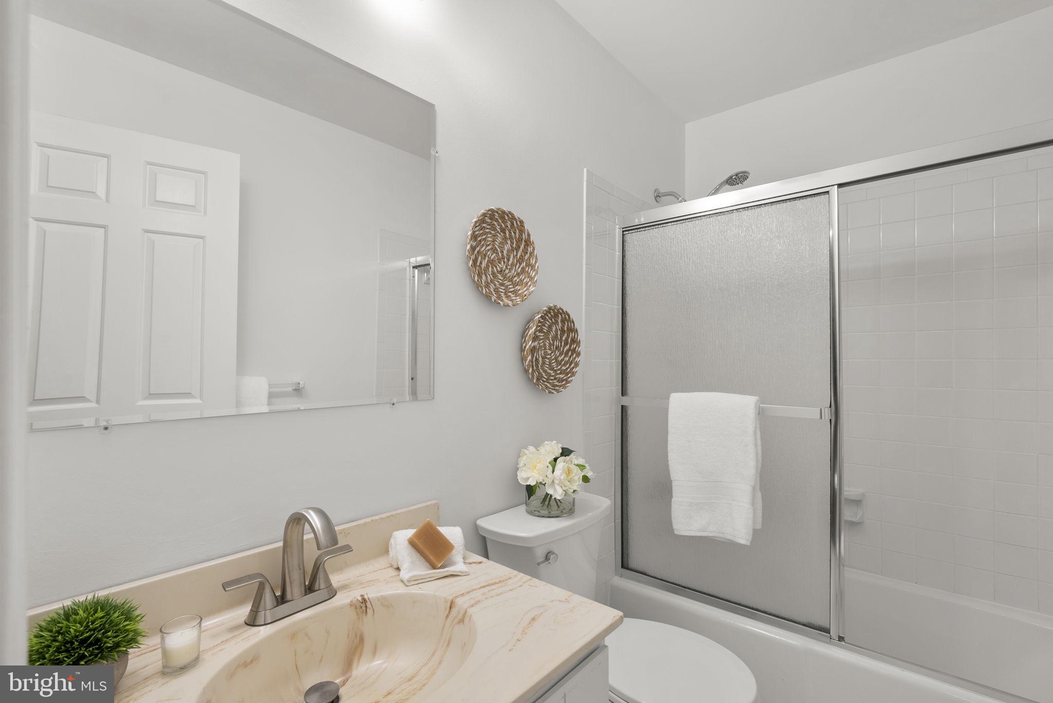 OAK HILL - Residential