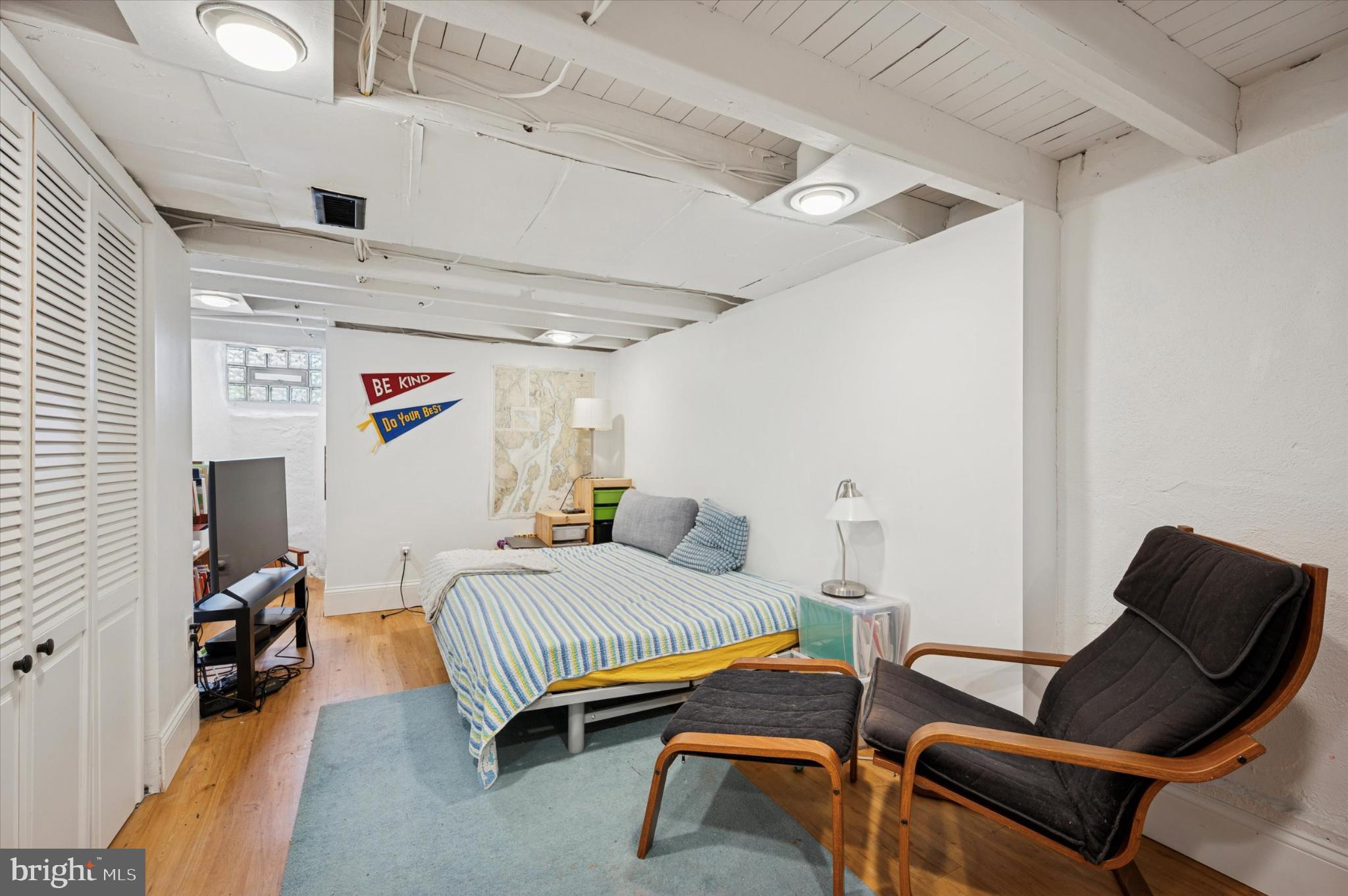 GERMANTOWN - Residential