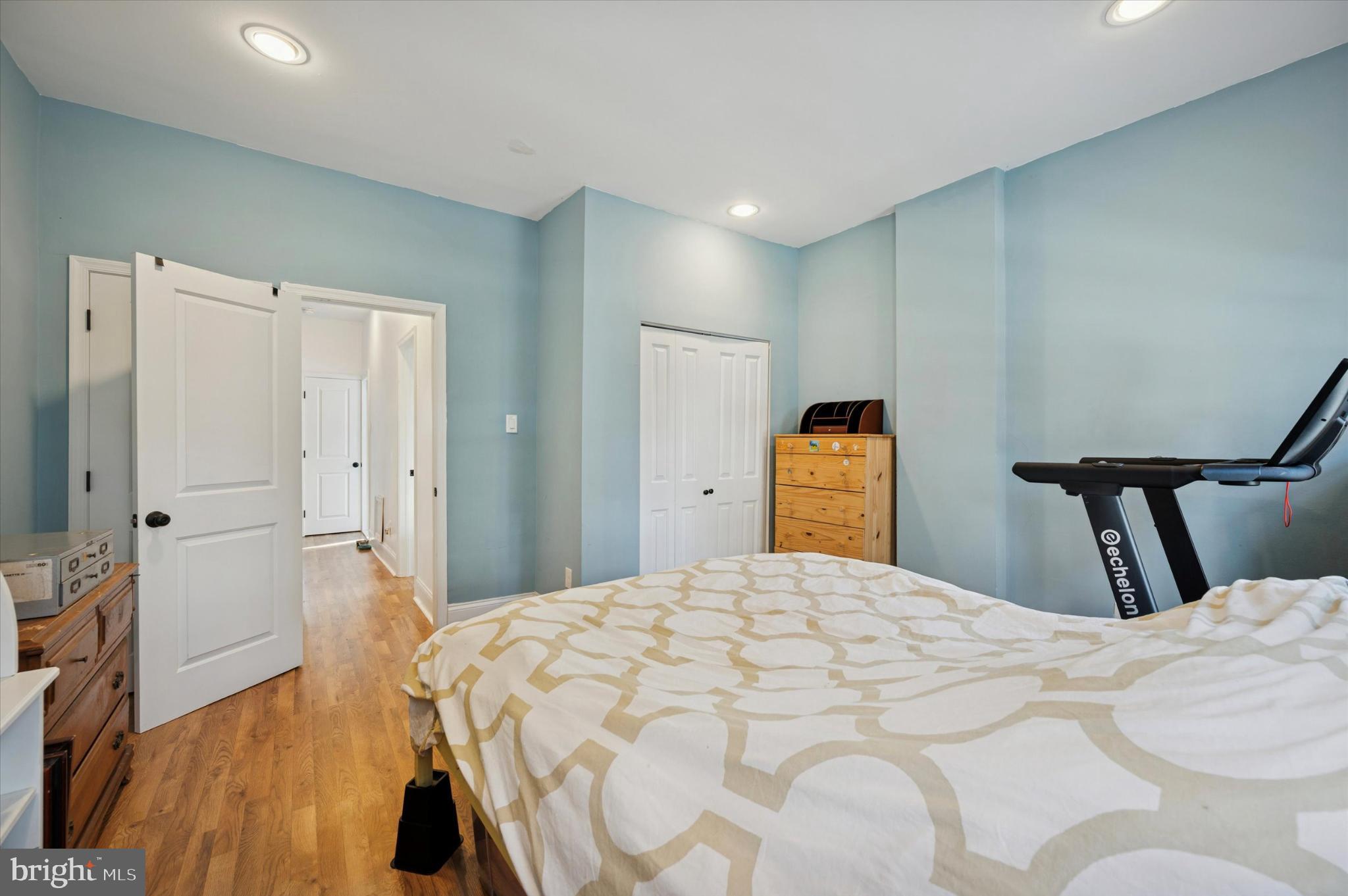 GERMANTOWN - Residential