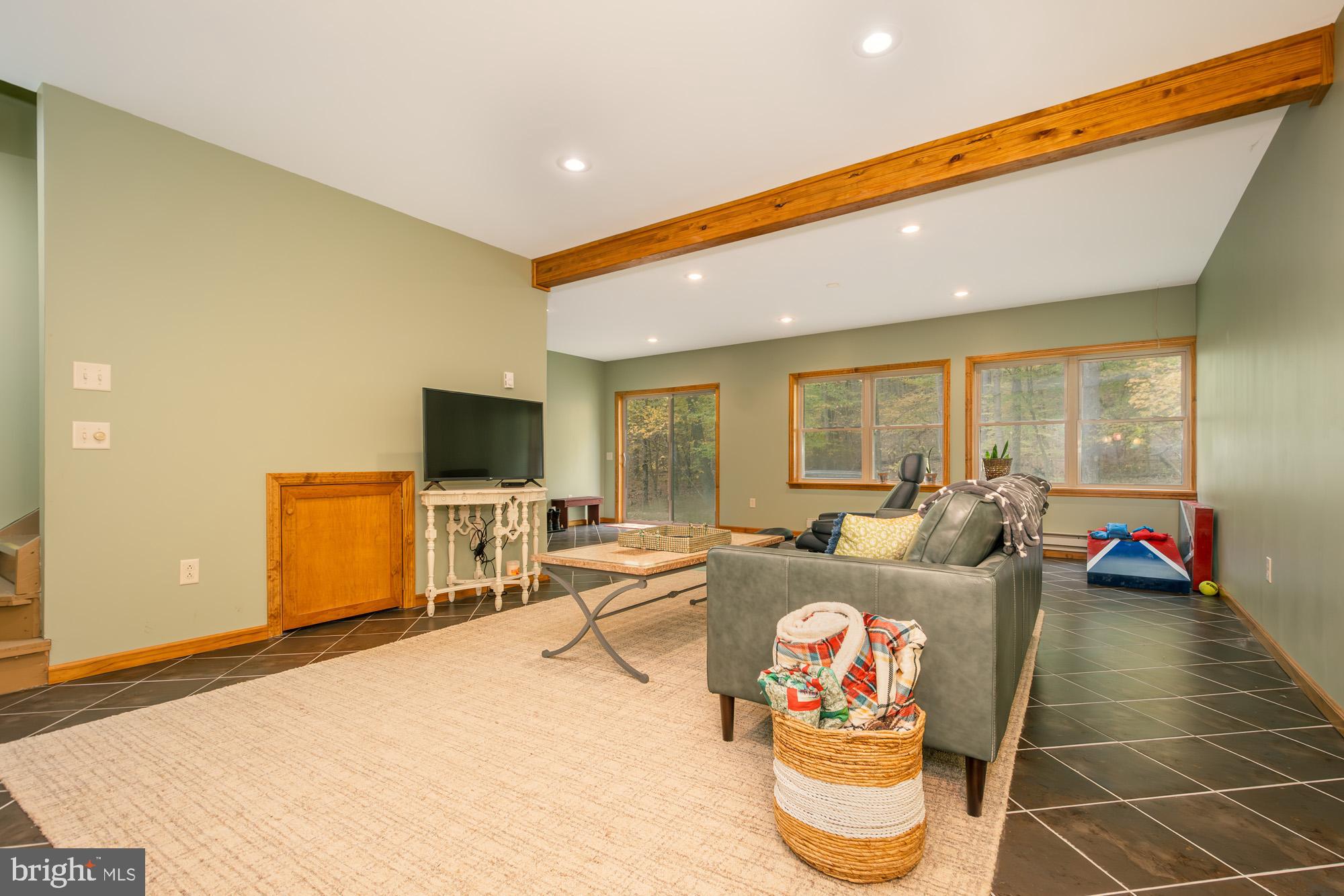 ALPINE LAKE  RESORT - Residential