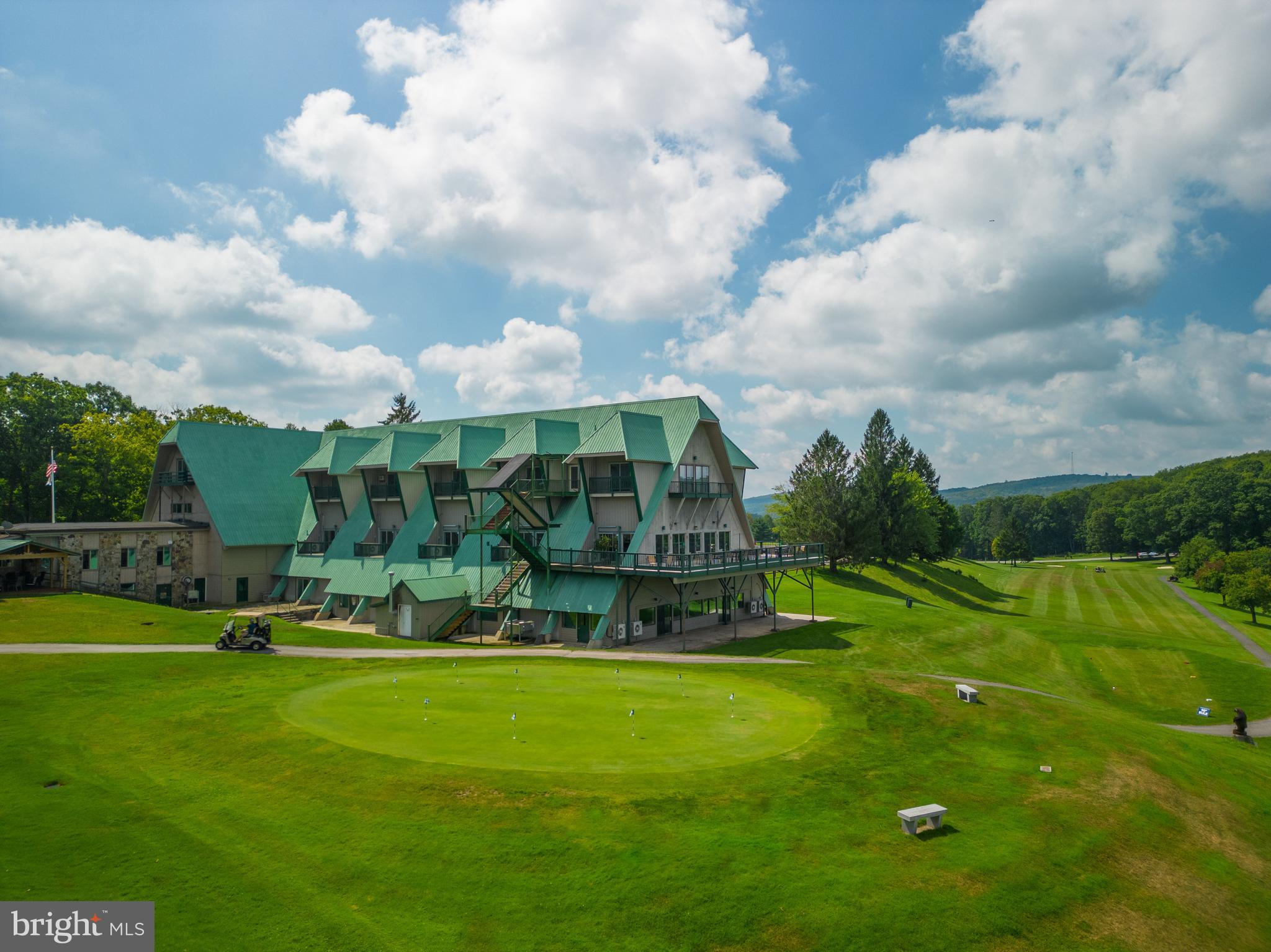 ALPINE LAKE  RESORT - Residential