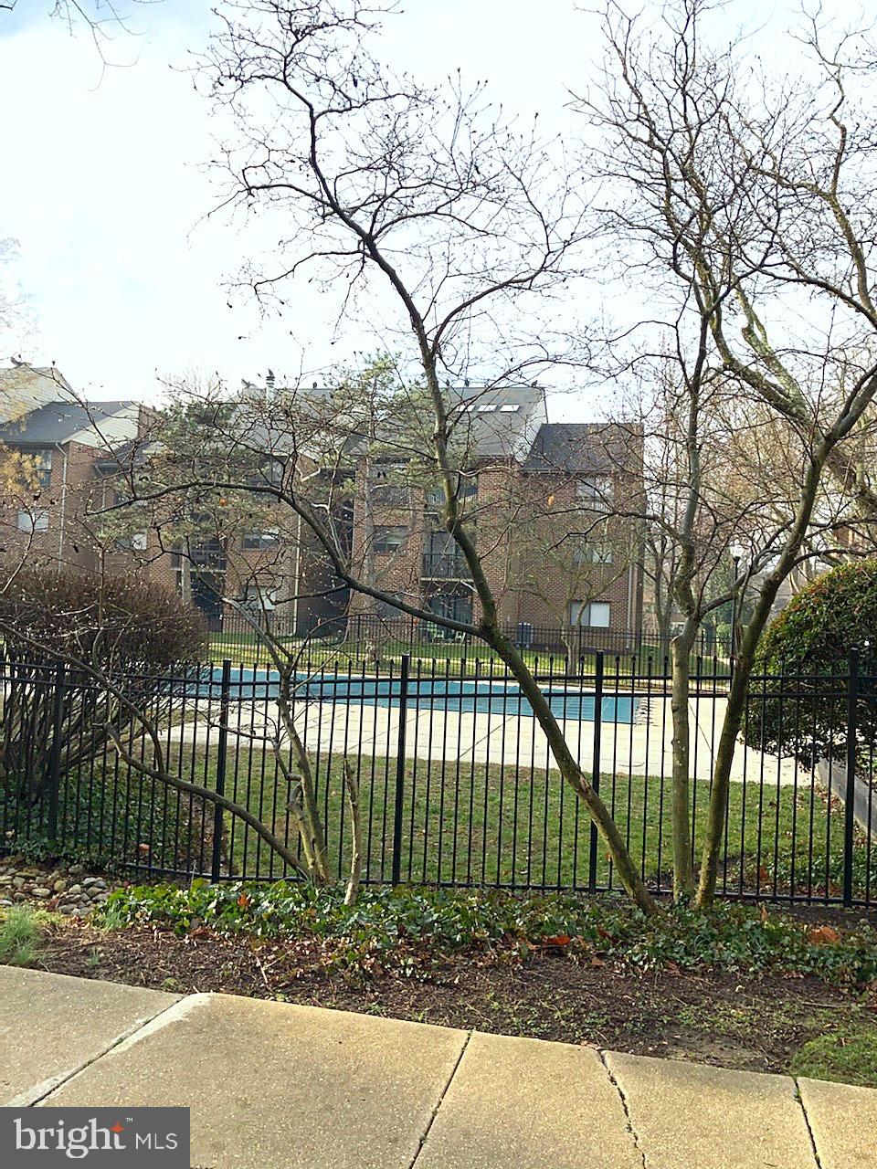 NORTH GREEN CONDOMINIUMS - Residential Lease