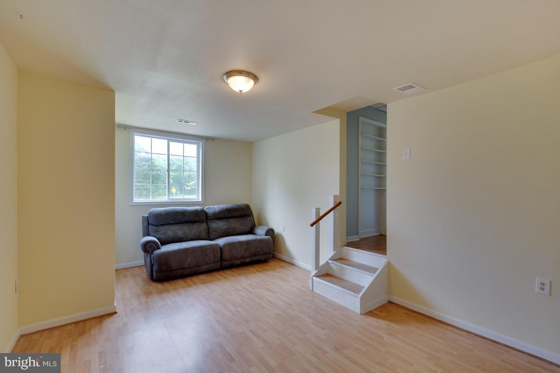 W E ANDES LOTS - Residential