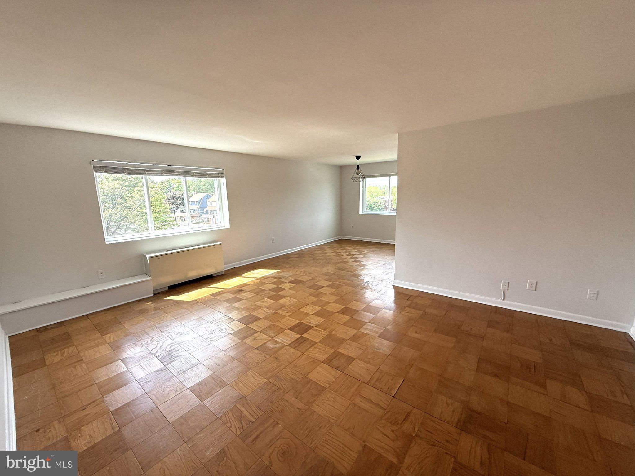 THE CAROLYN - Residential