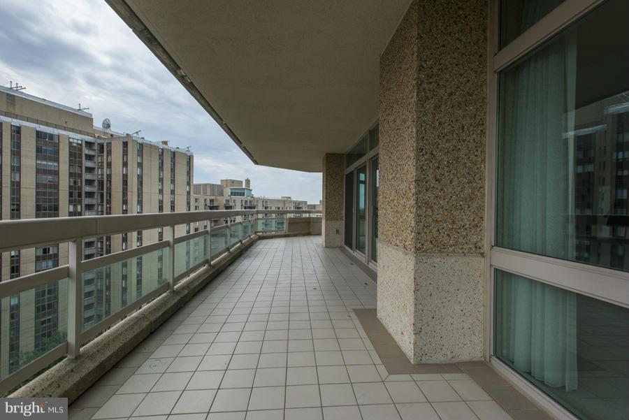 SOMERSET HOUSE 2 - Residential Lease